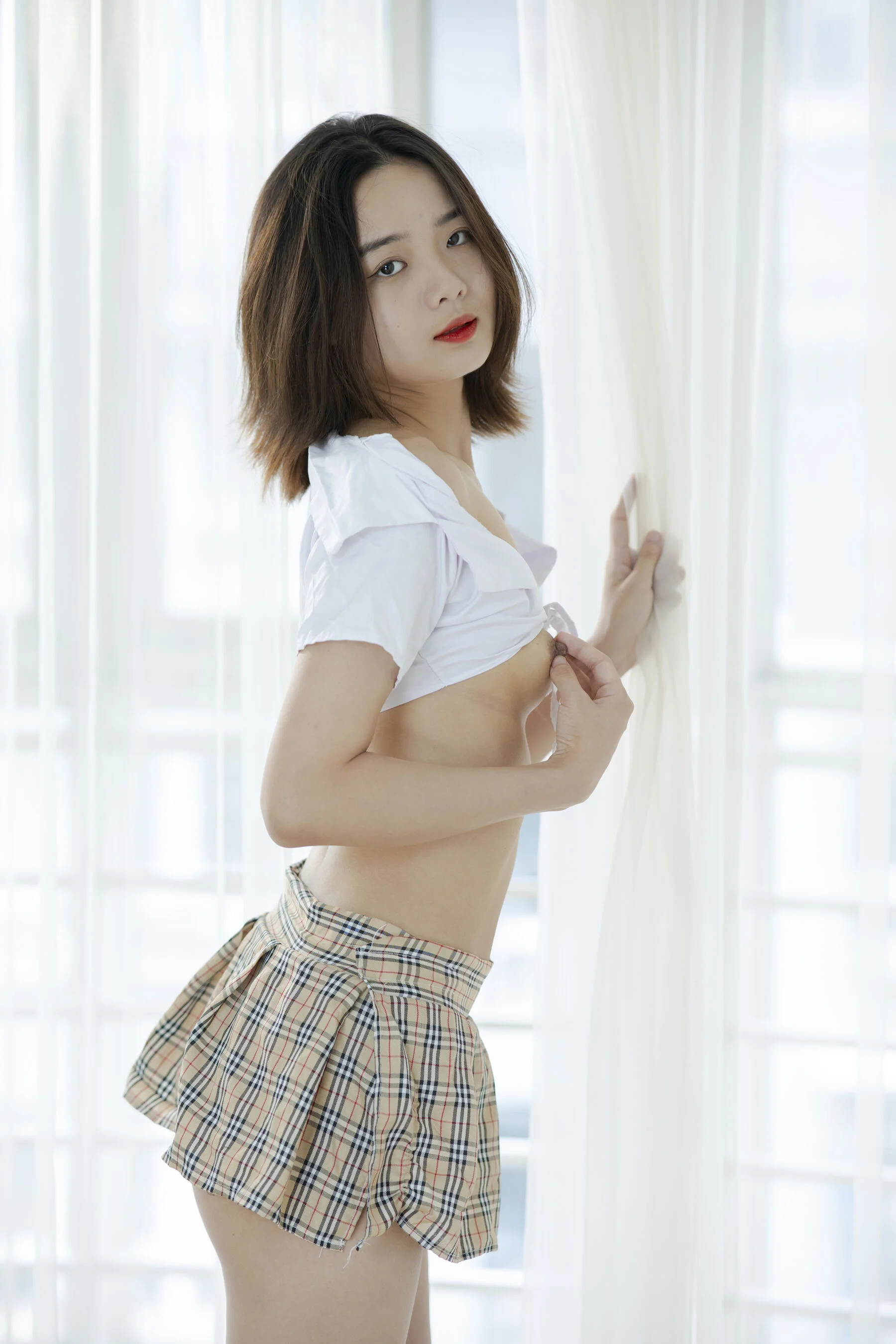 国模小爱大尺度人体私拍套图 - Photo 213