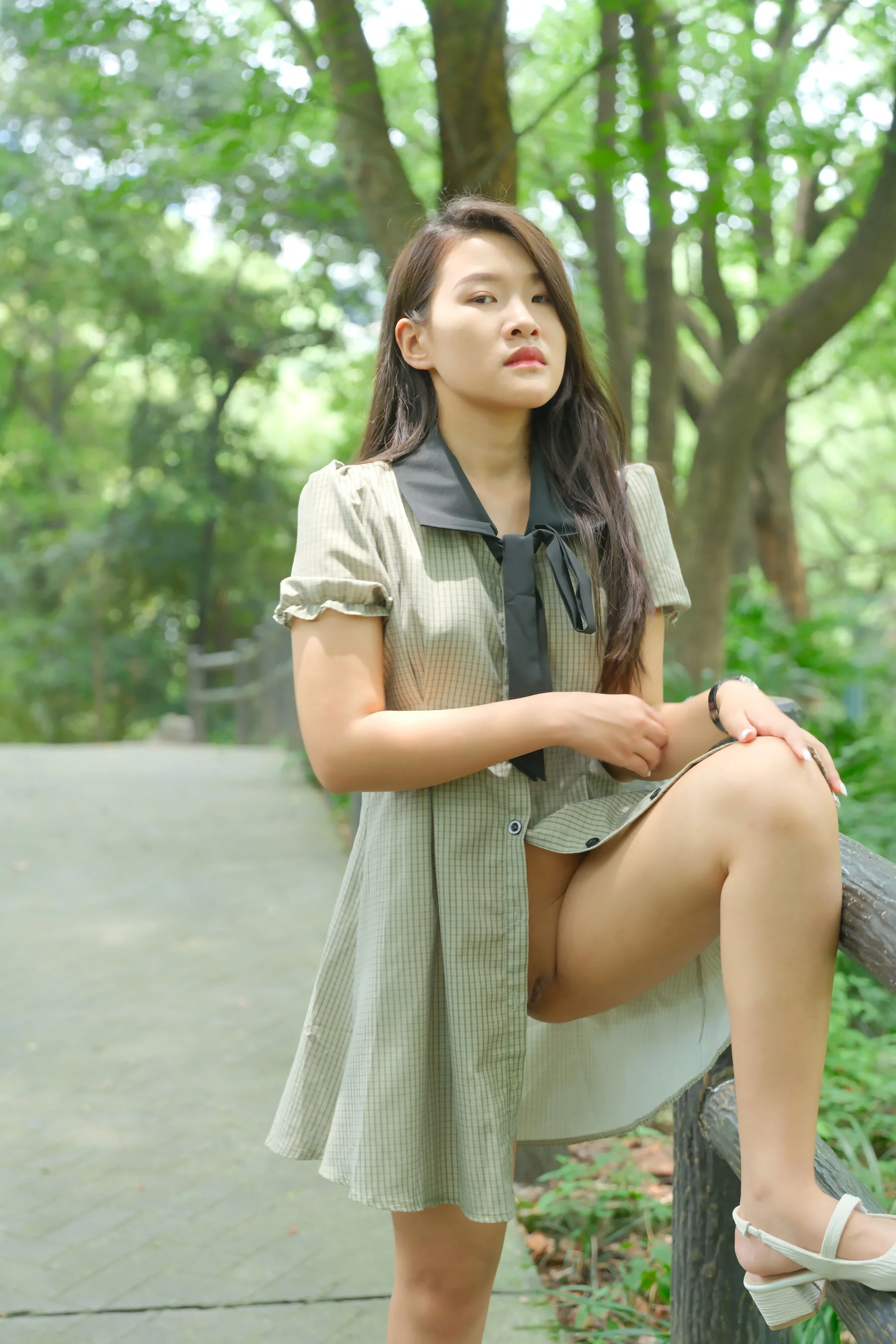 国模琳娜大尺度人体私拍套图 - Photo 202