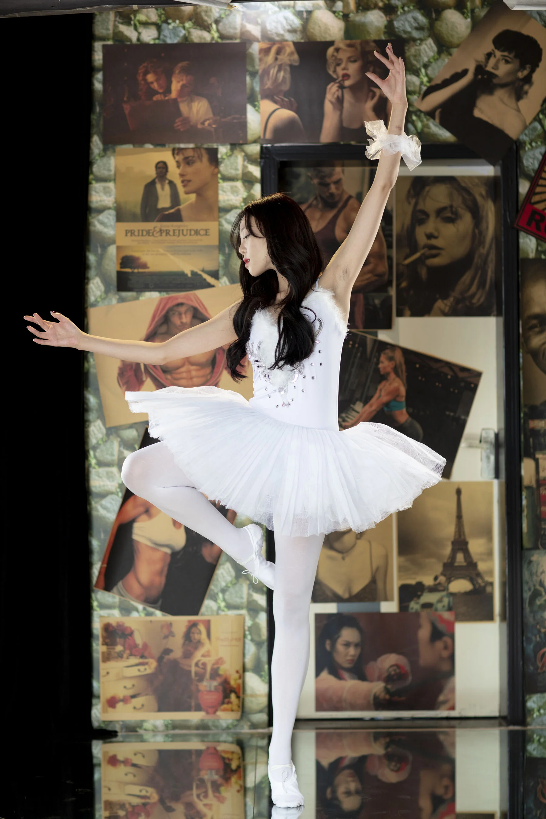 国模辛迪大尺度人体私拍套图 - Photo 84