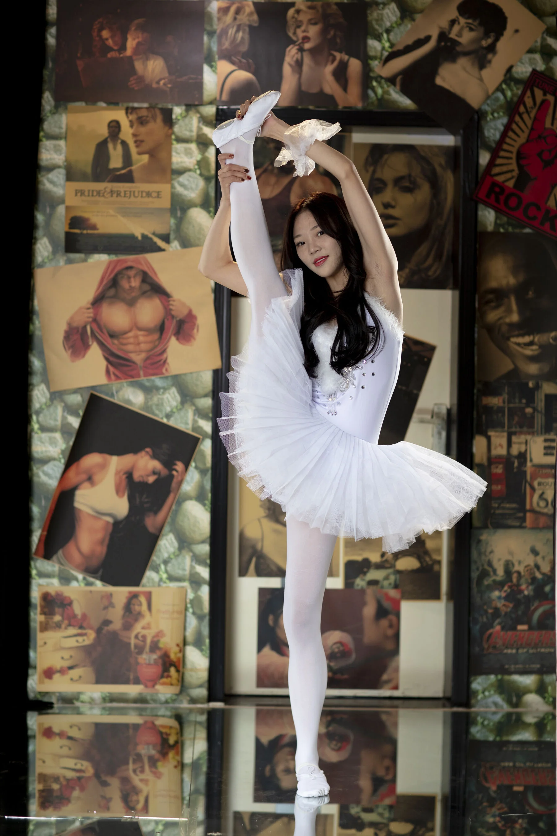 国模辛迪大尺度人体私拍套图 - Photo 89