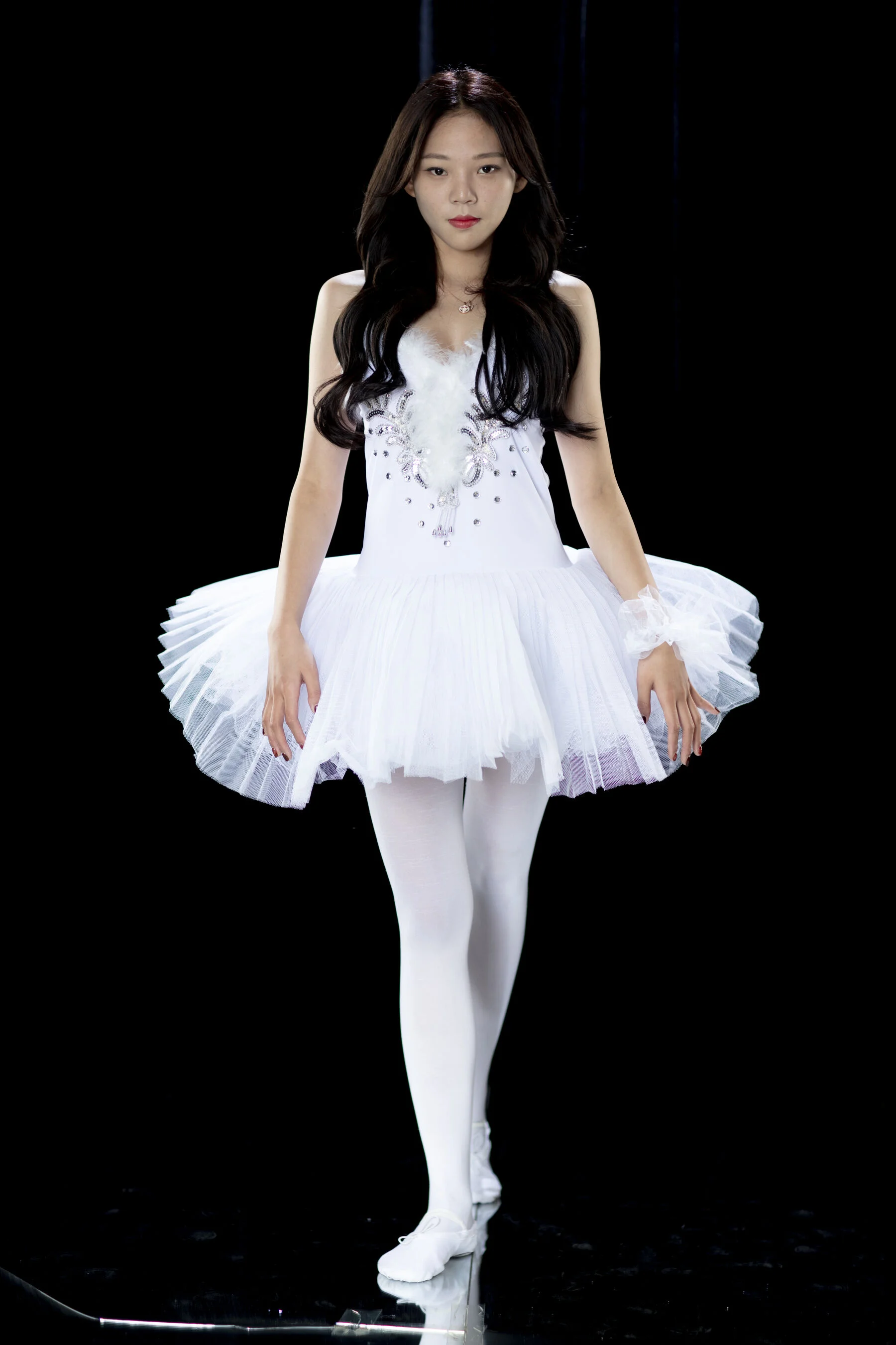 国模辛迪大尺度人体私拍套图 - Photo 93