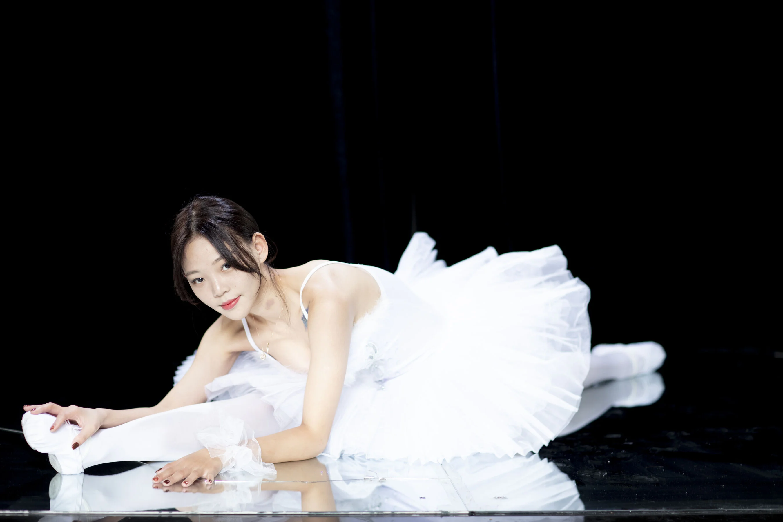 国模辛迪大尺度人体私拍套图 - Photo 139