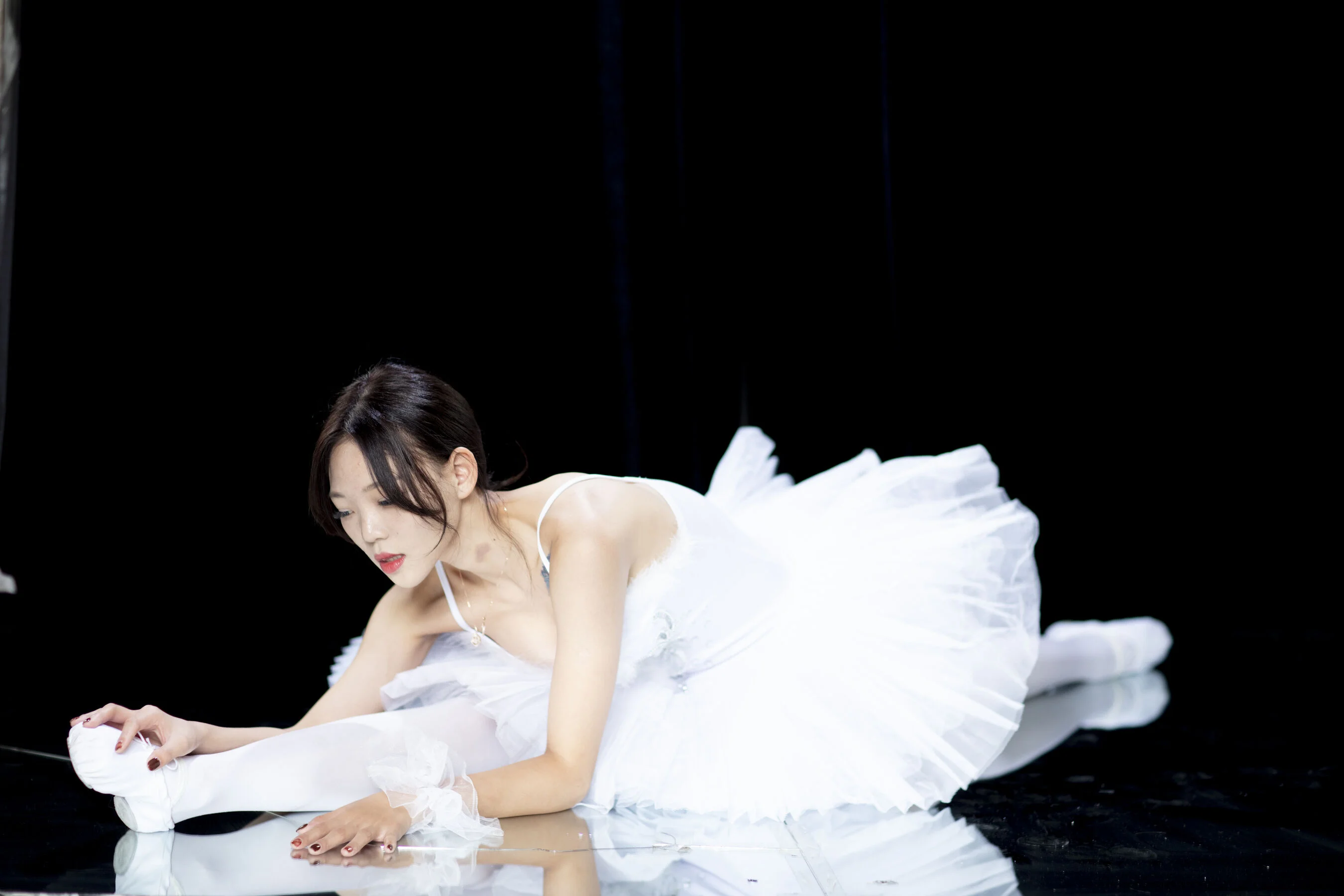 国模辛迪大尺度人体私拍套图 - Photo 140