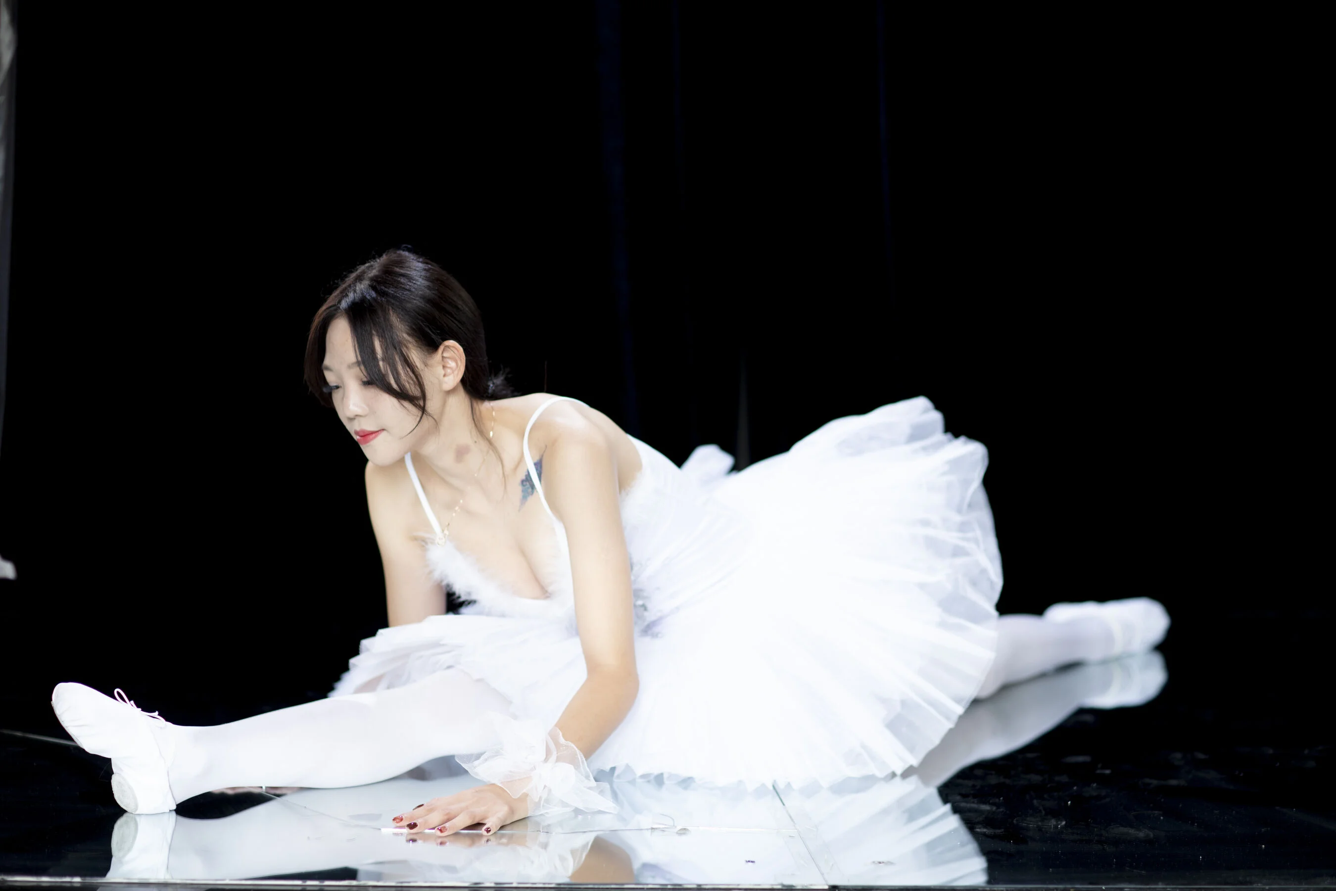 国模辛迪大尺度人体私拍套图 - Photo 141