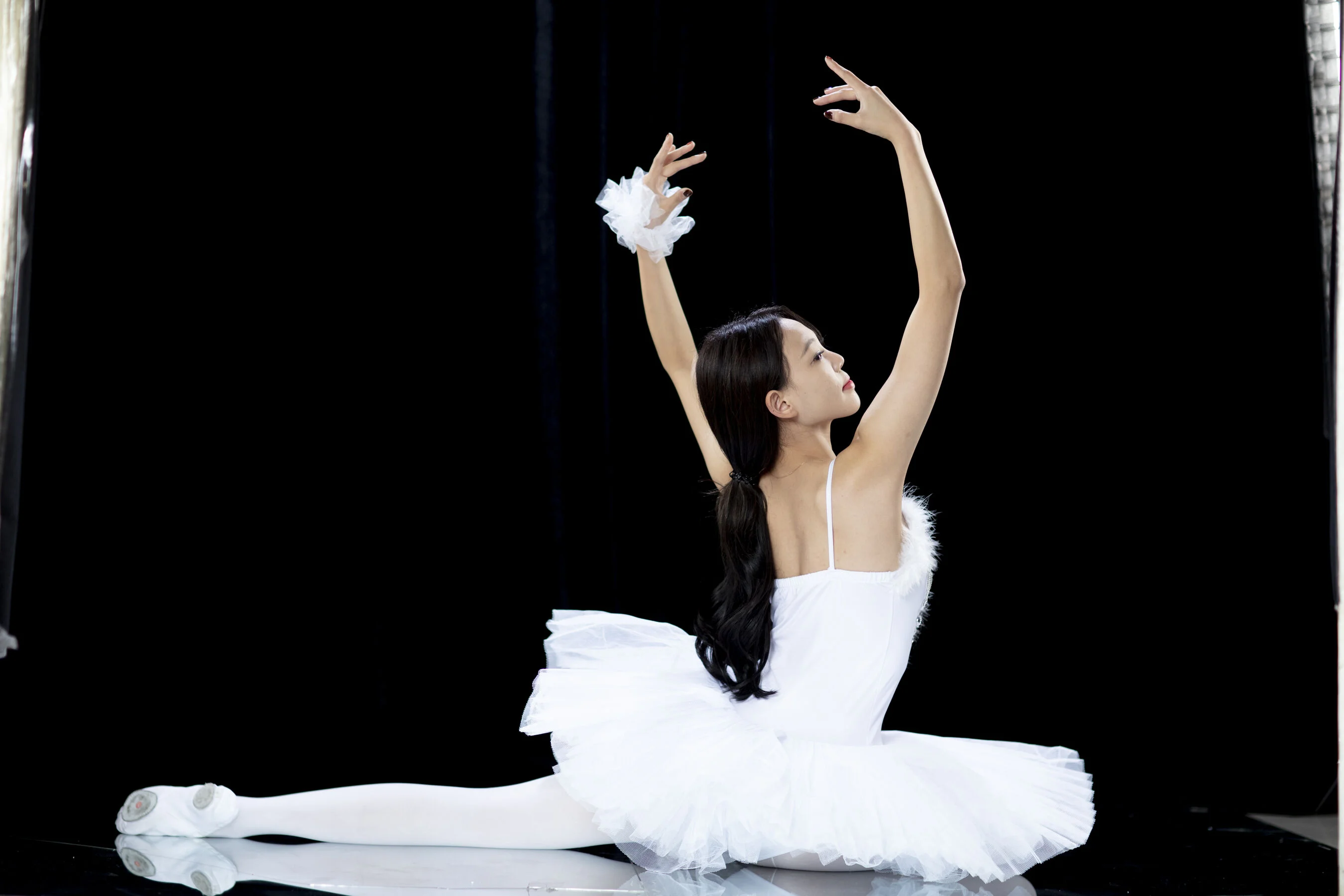 国模辛迪大尺度人体私拍套图 - Photo 159