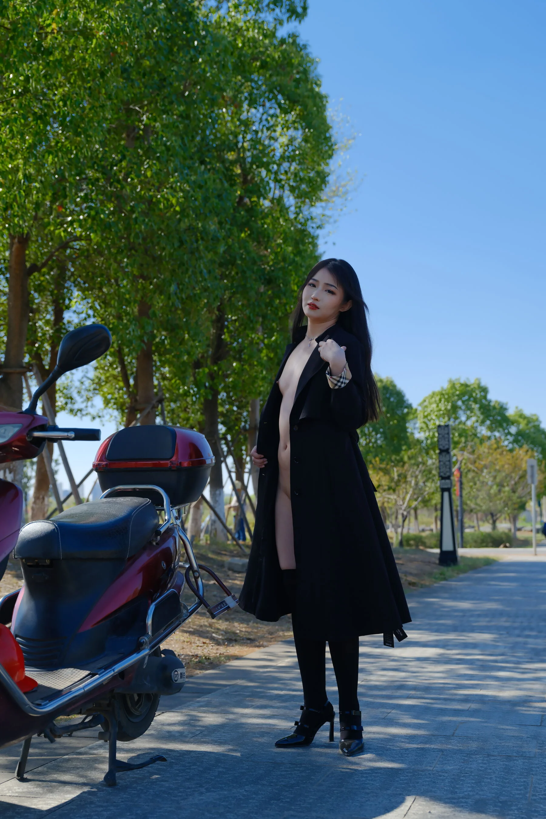 国模小泽大尺度人体私拍套图 - Photo 64