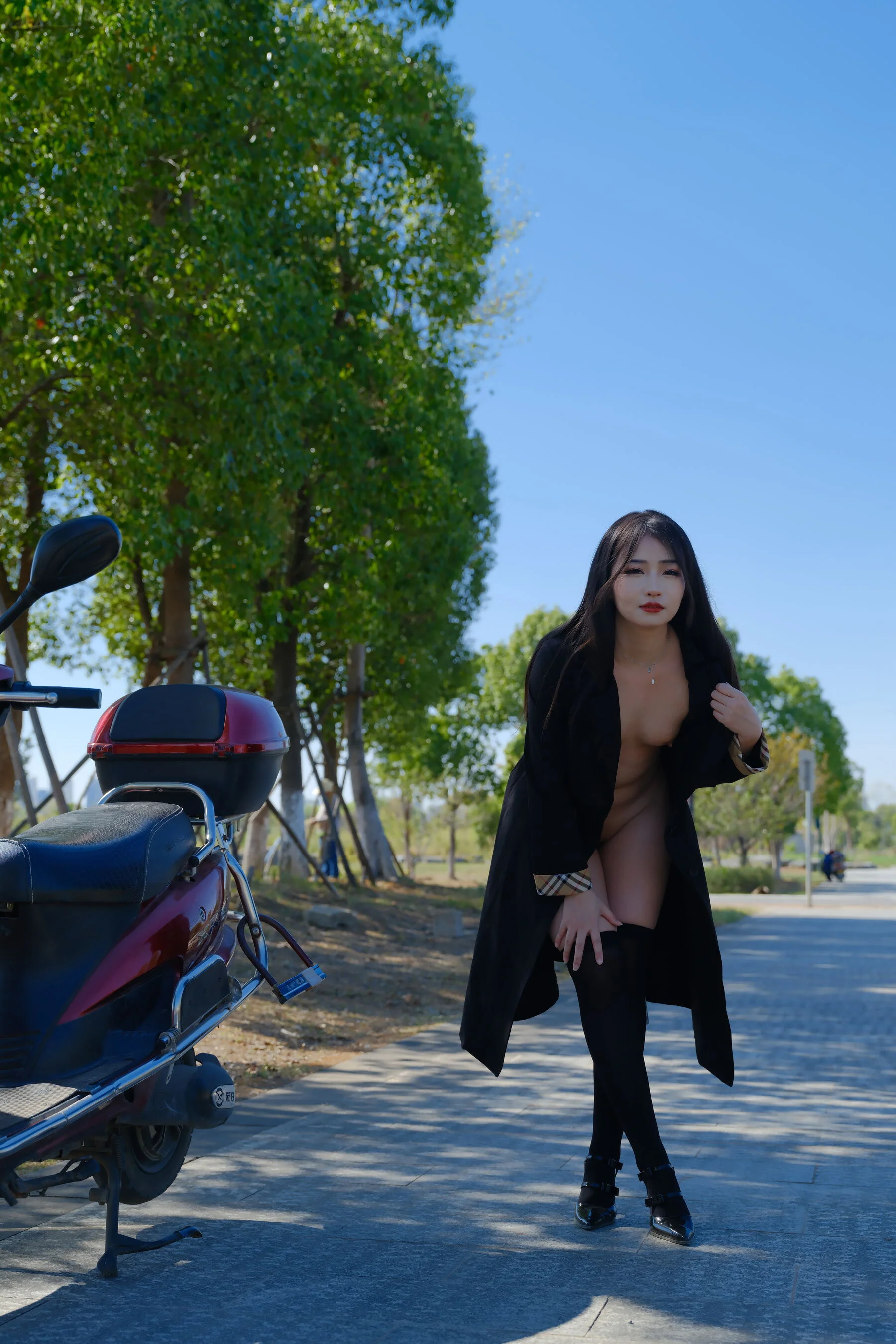 国模小泽大尺度人体私拍套图 - Photo 74