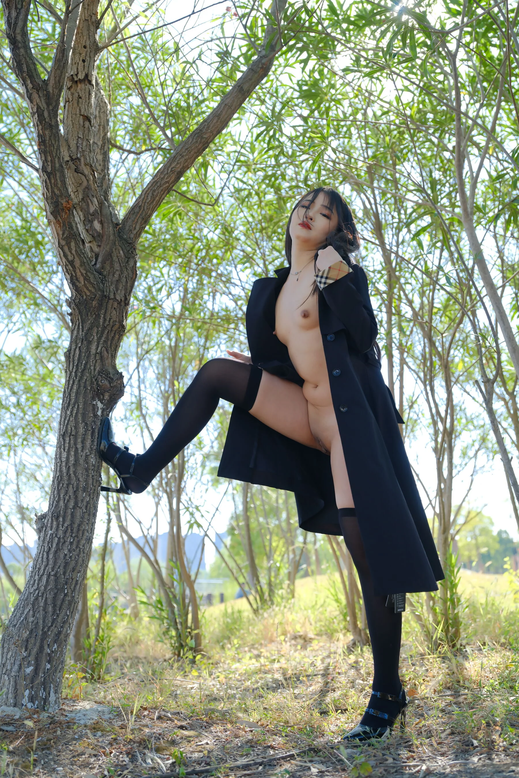 国模小泽大尺度人体私拍套图 - Photo 222