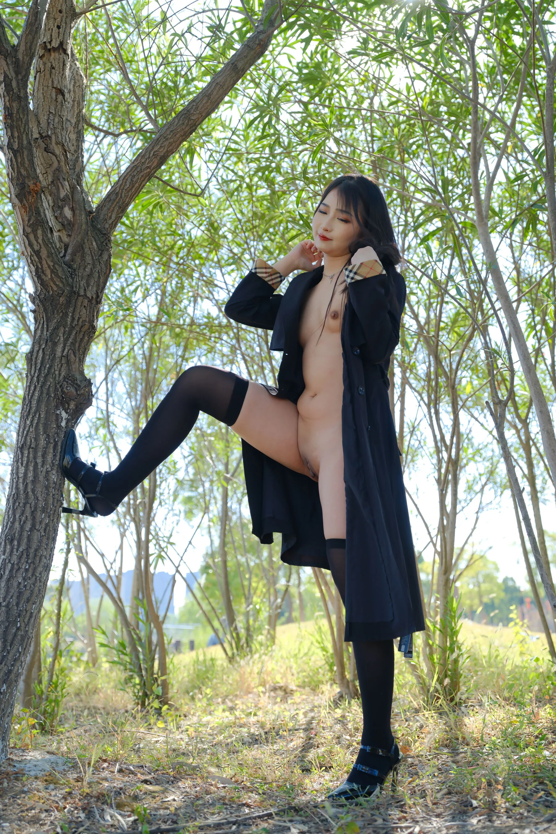 国模小泽大尺度人体私拍套图 - Photo 230