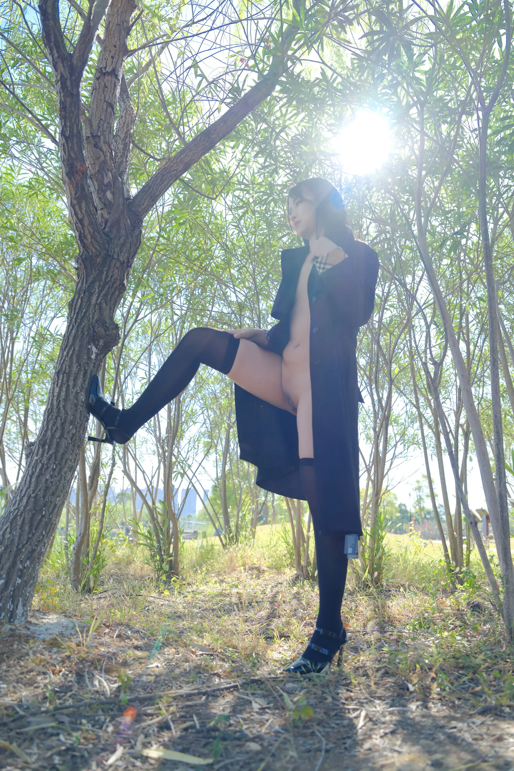 国模小泽大尺度人体私拍套图 - Photo 234