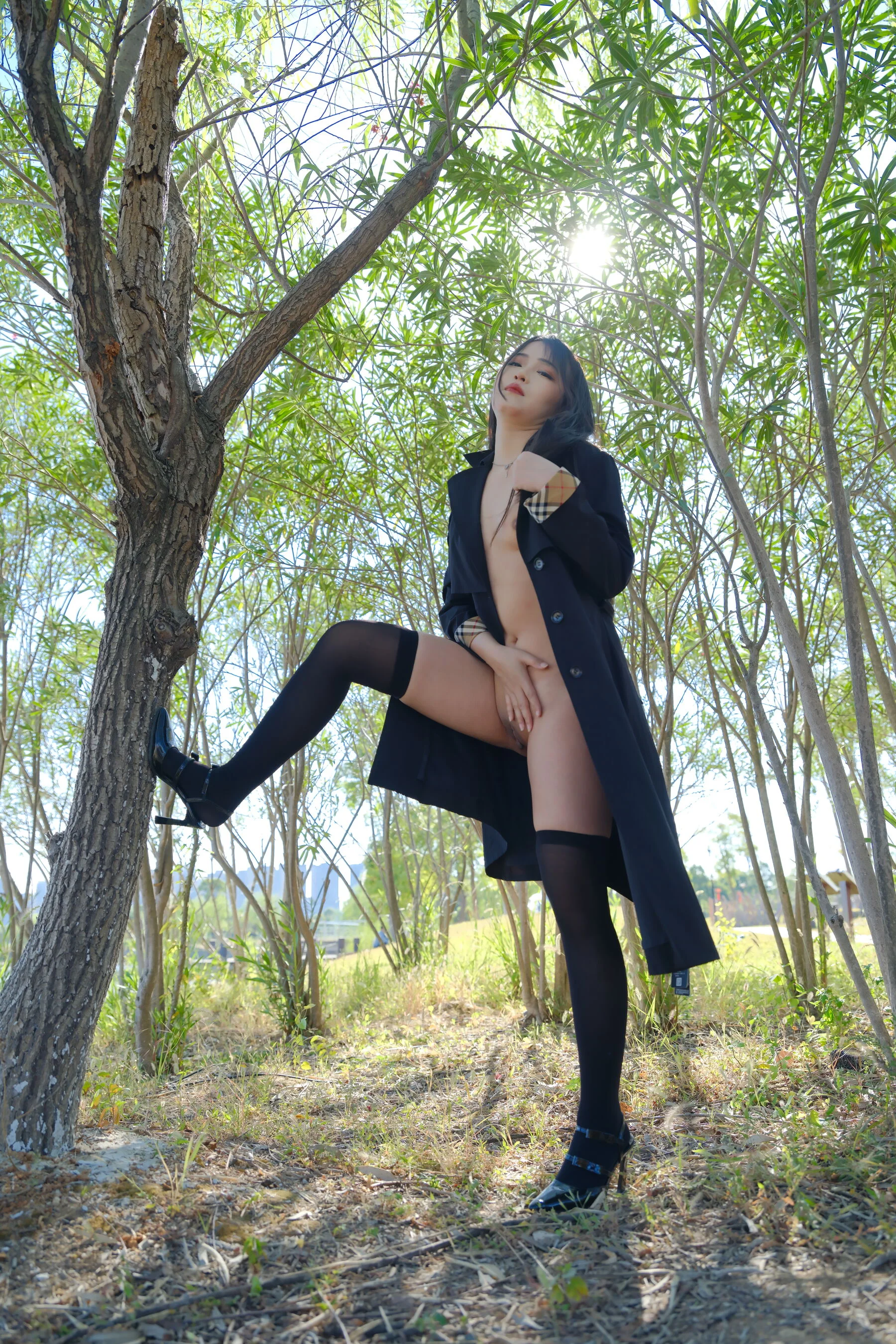 国模小泽大尺度人体私拍套图 - Photo 237