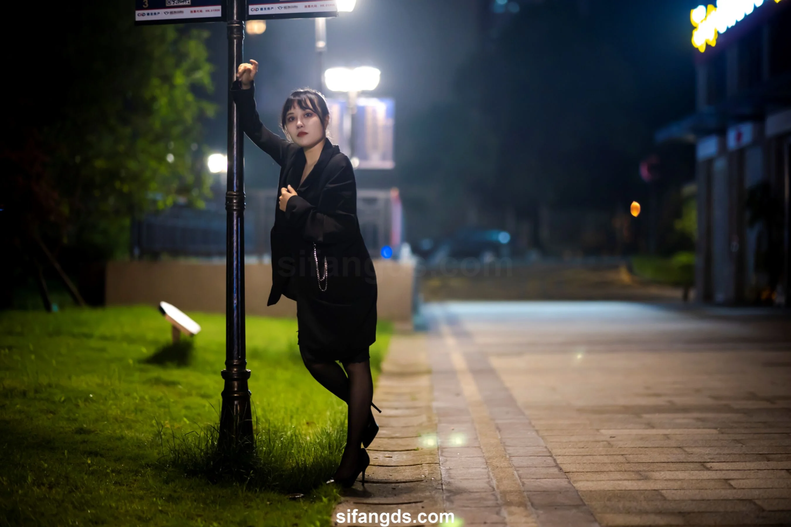 国模静茹大尺度人体私拍套图 - Photo 89