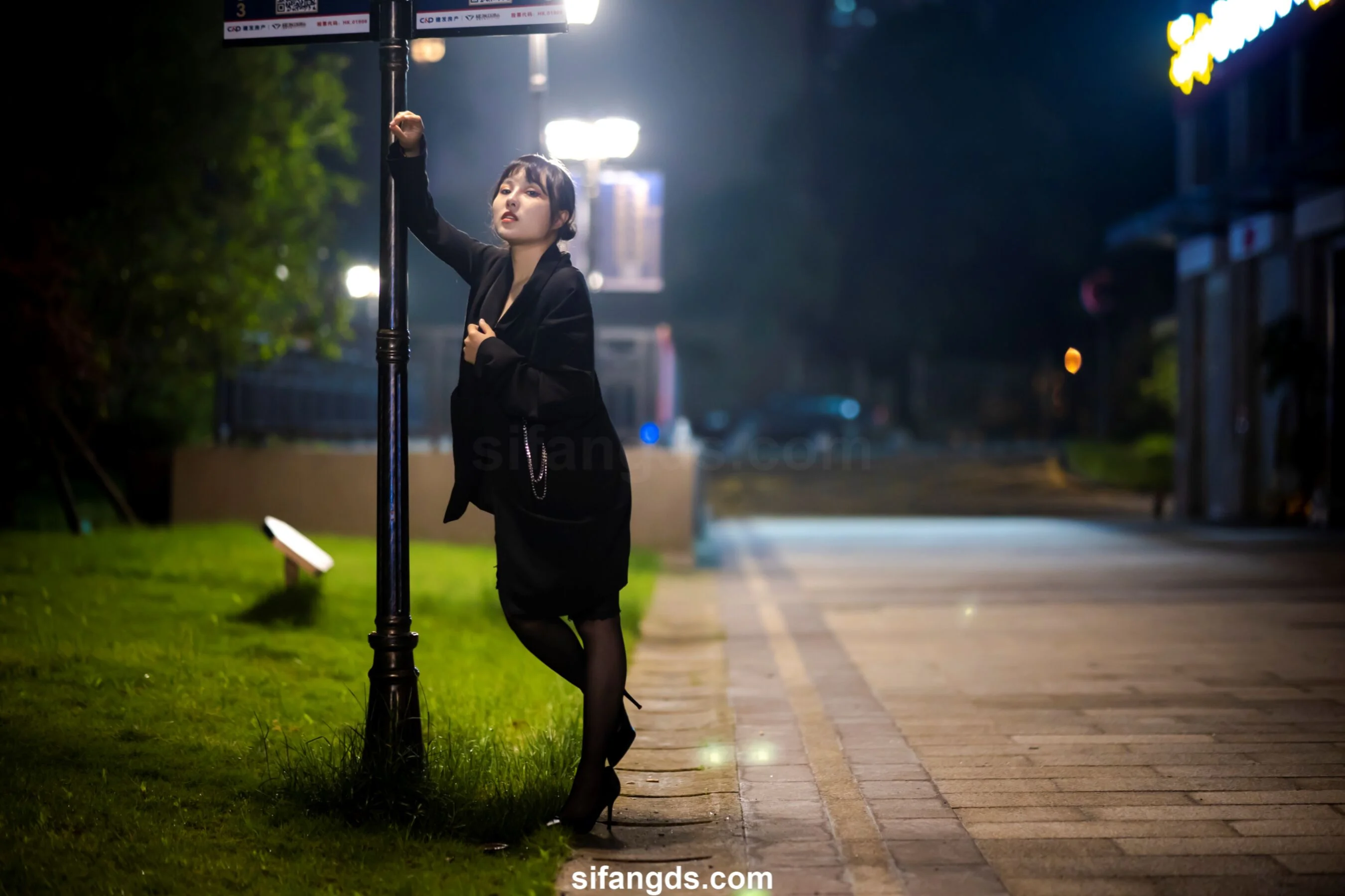 国模静茹大尺度人体私拍套图 - Photo 90