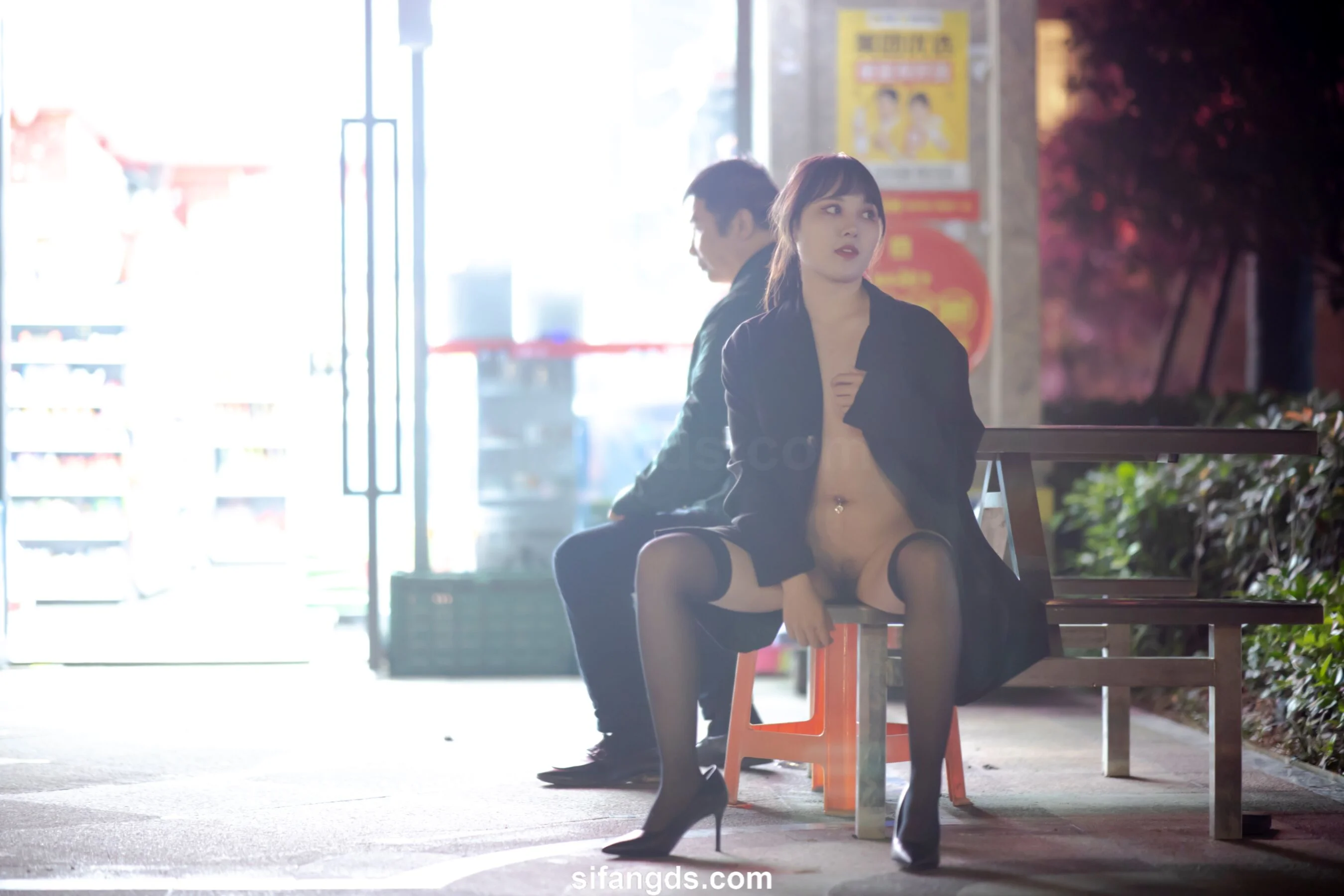 国模静茹大尺度人体私拍套图 - Photo 187