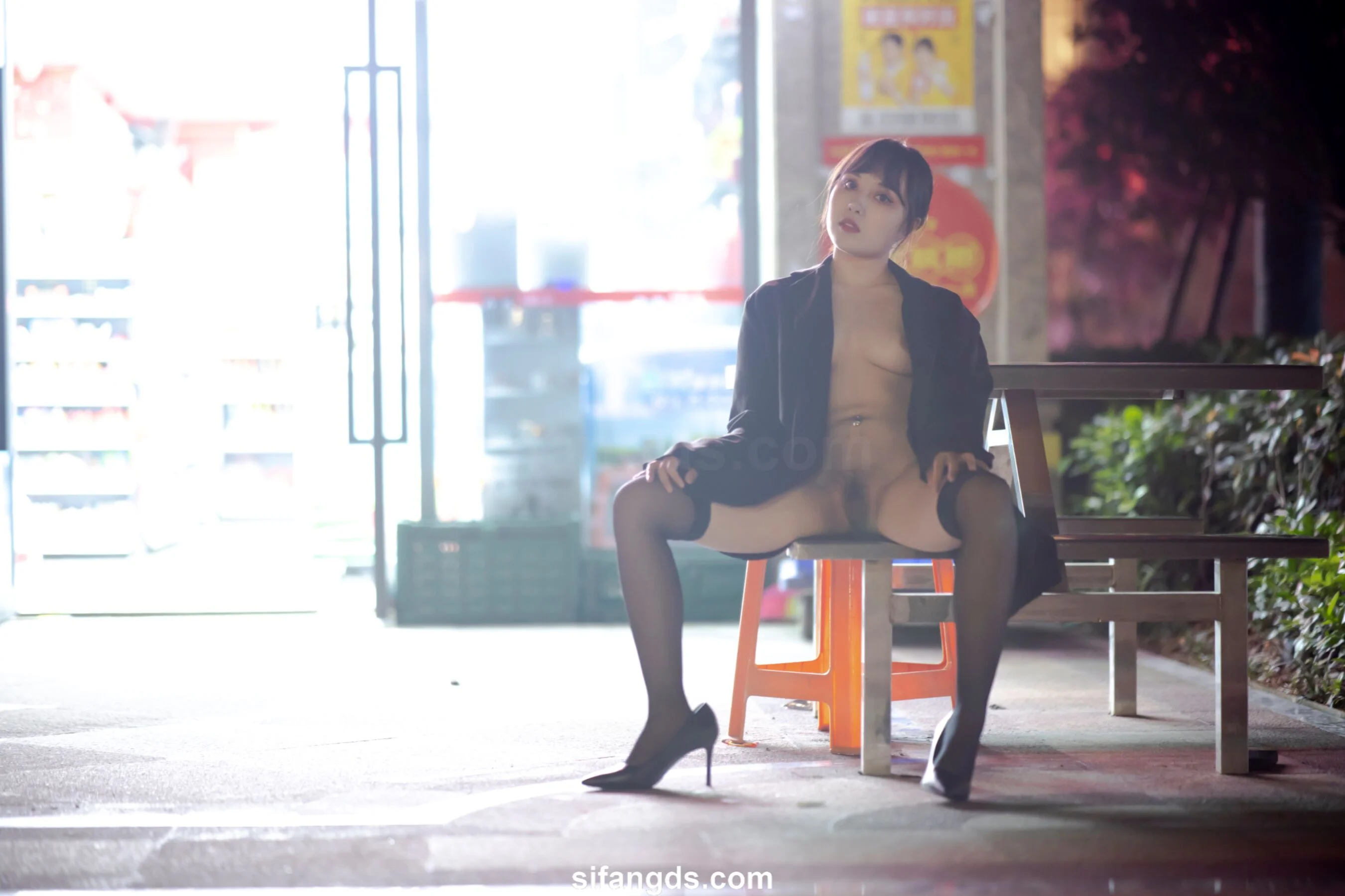 国模静茹大尺度人体私拍套图 - Photo 210