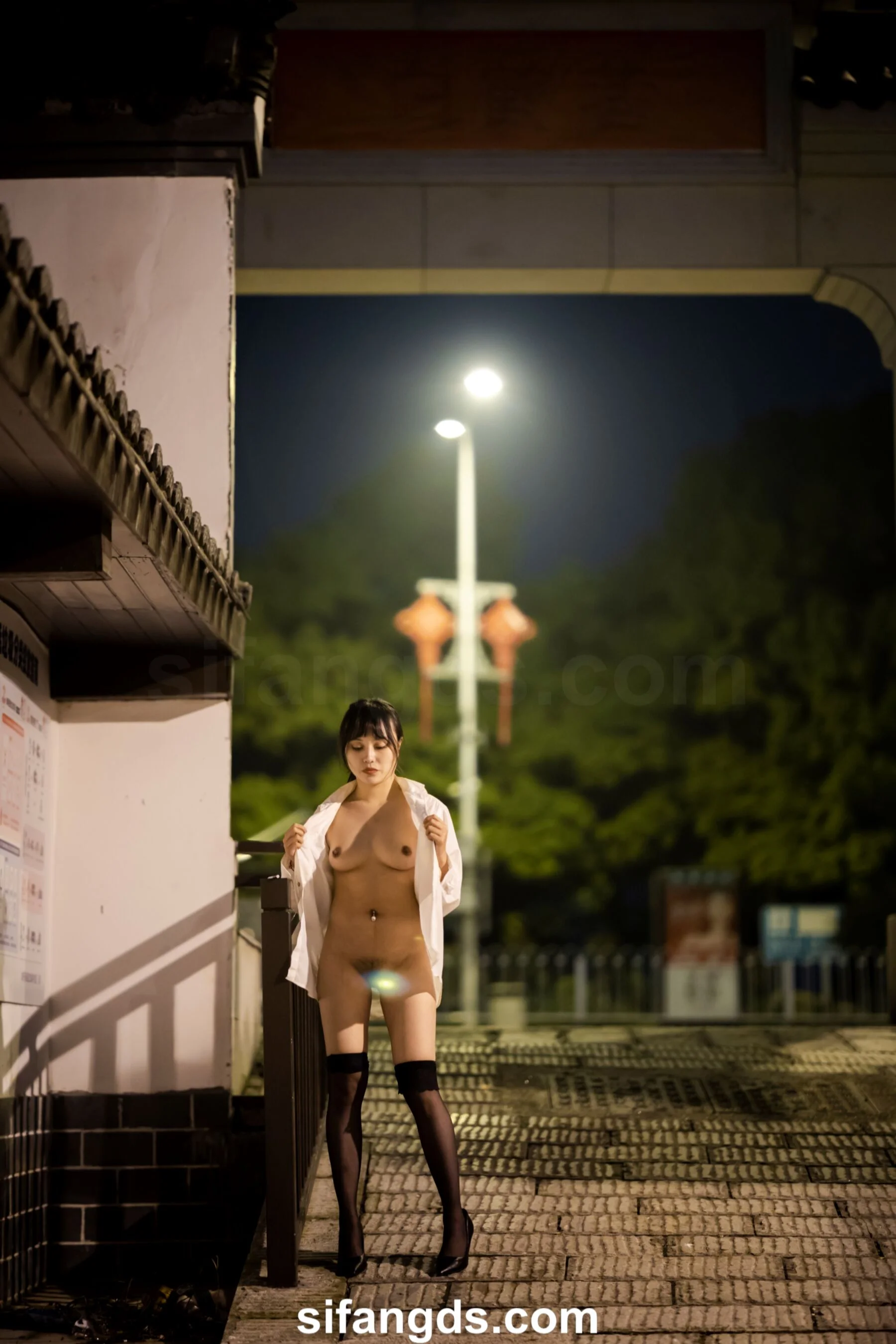 国模静茹大尺度人体私拍套图 - Photo 327