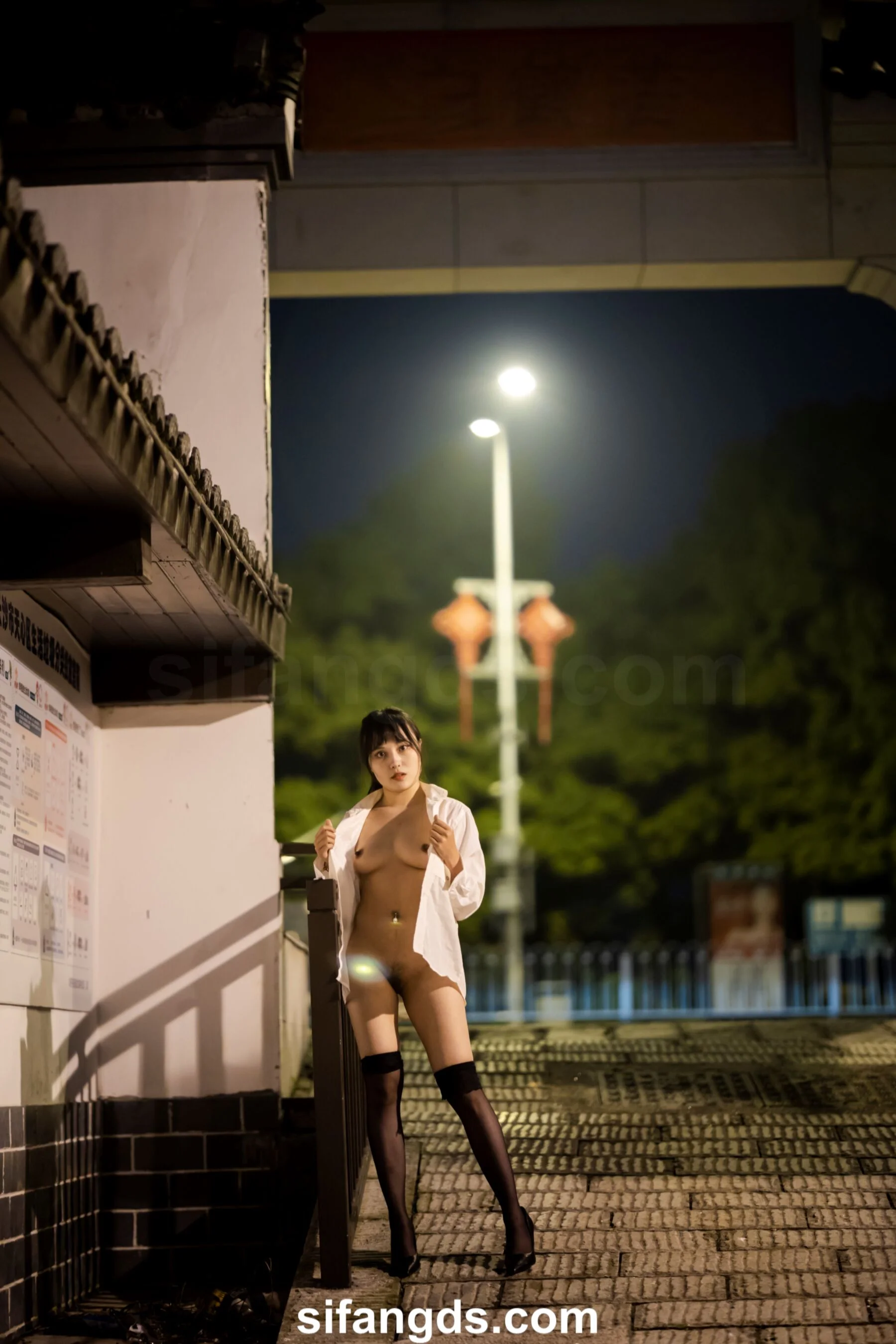 国模静茹大尺度人体私拍套图 - Photo 331