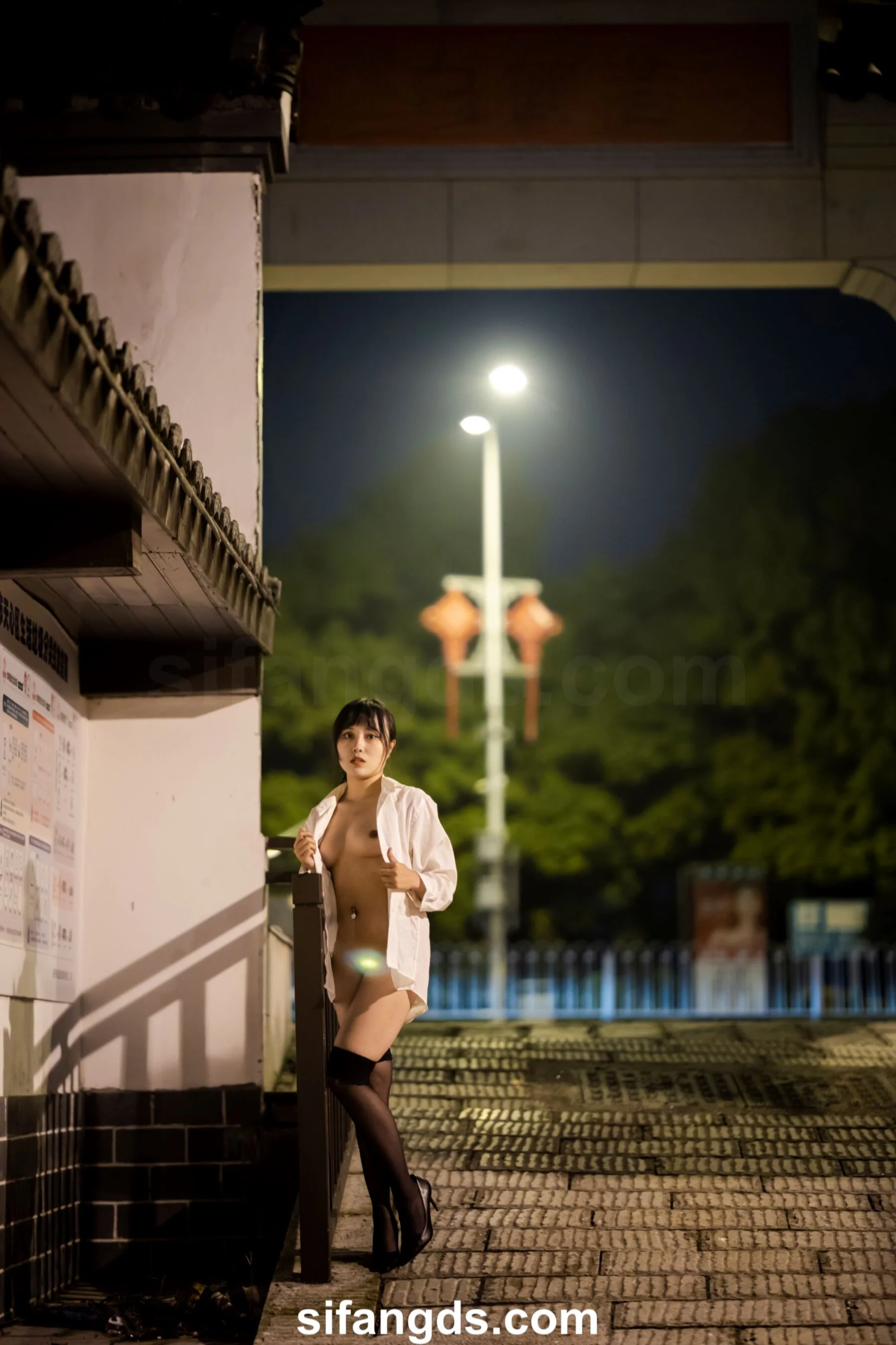 国模静茹大尺度人体私拍套图 - Photo 338