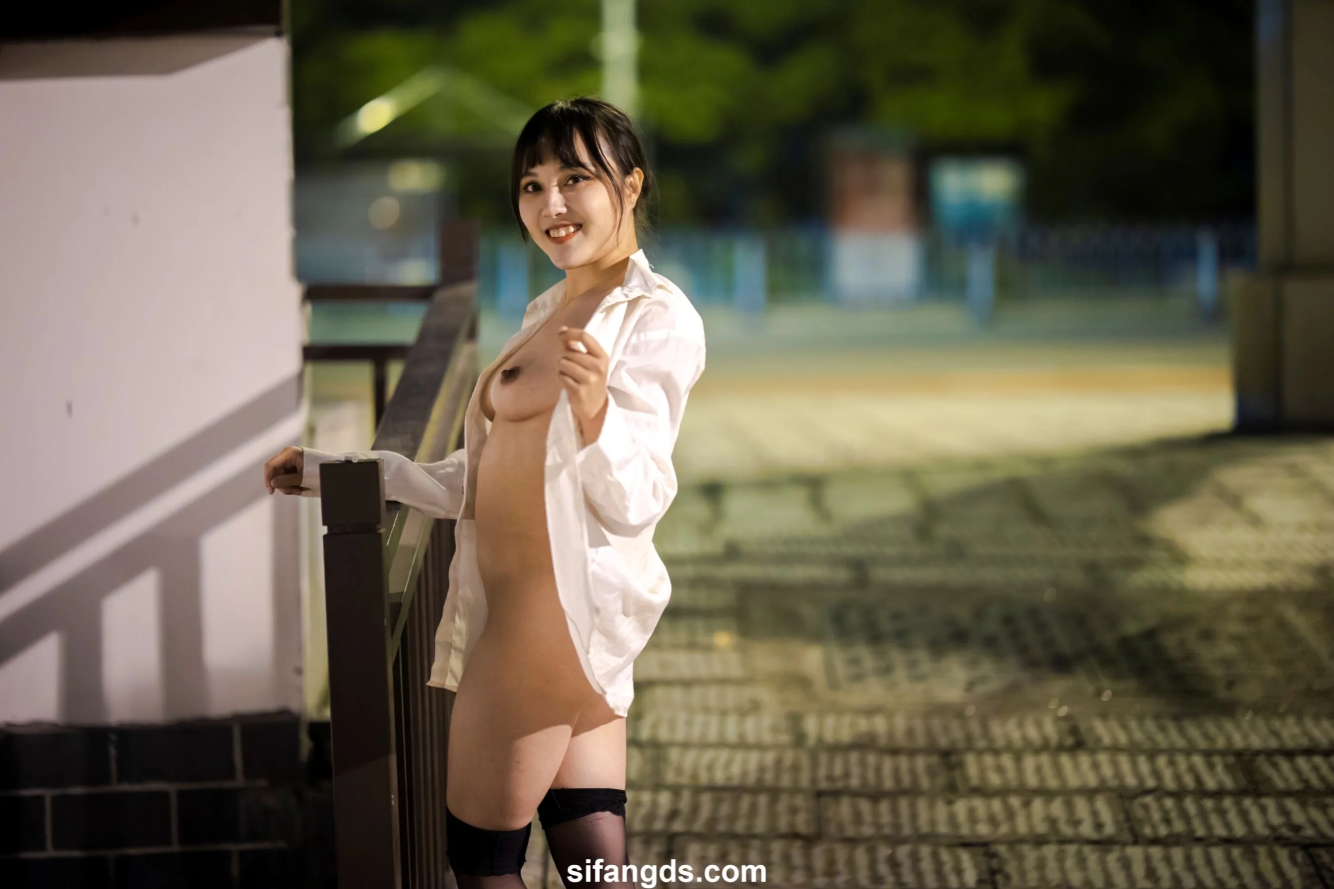 国模静茹大尺度人体私拍套图 - Photo 419