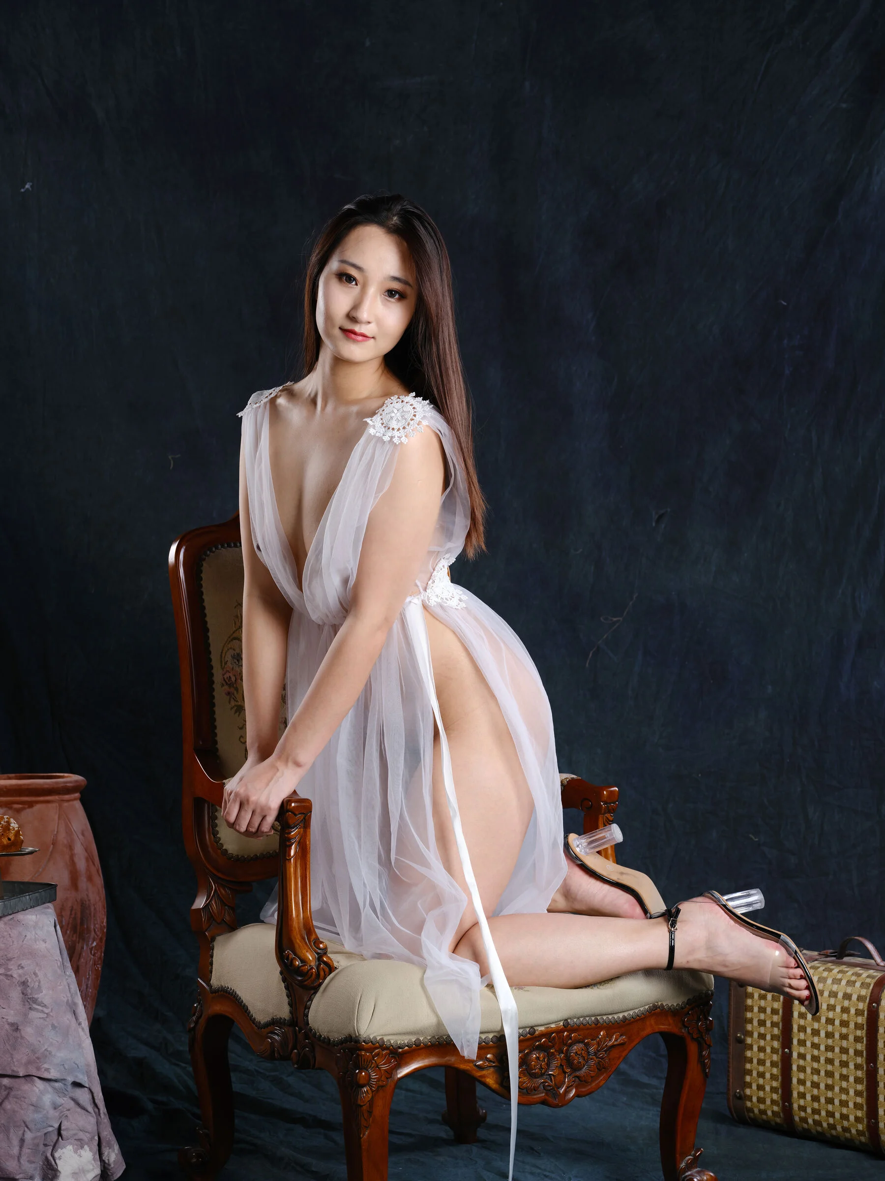 国模康康大尺度人体私拍套图 - Photo 196