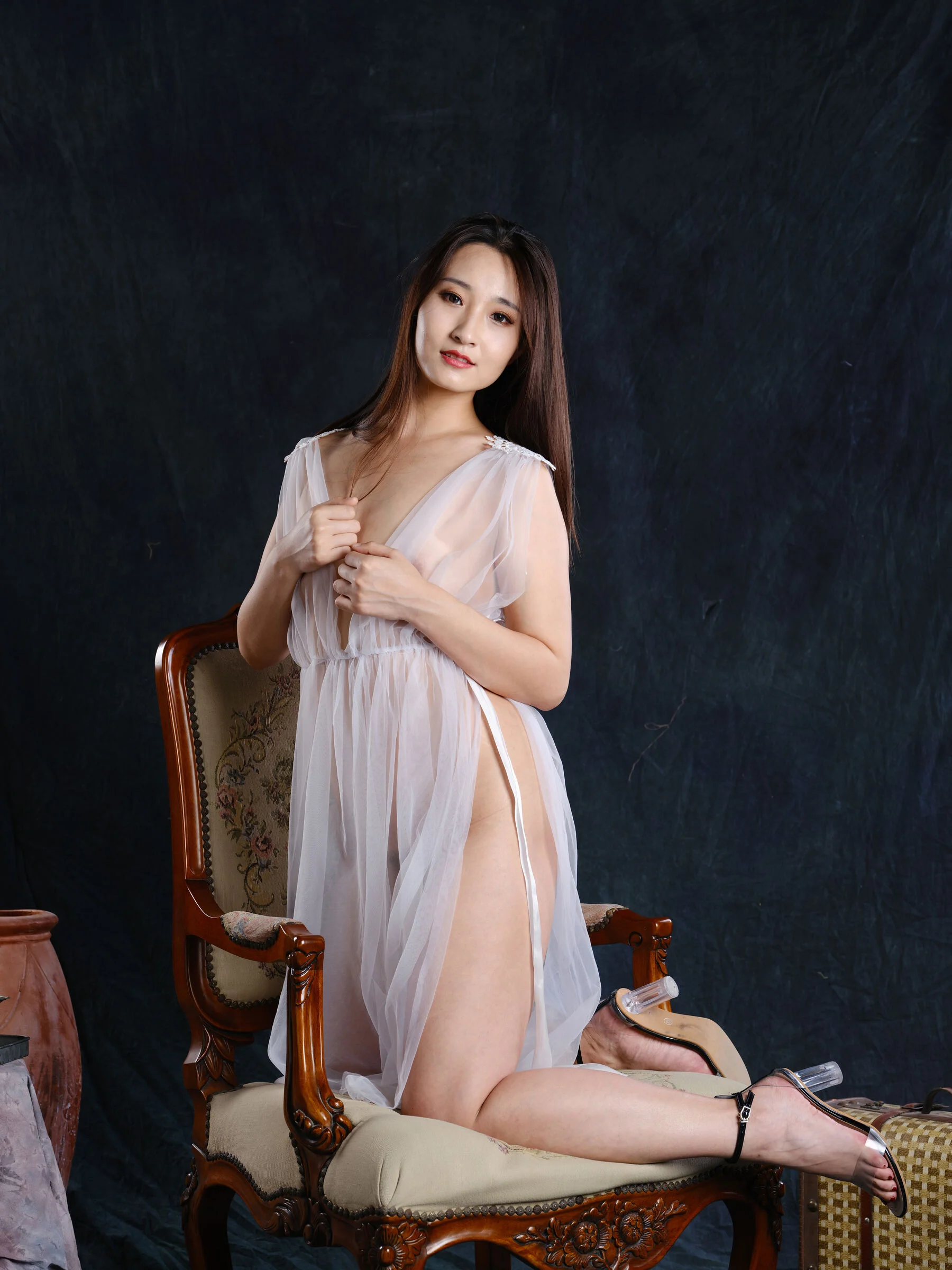 国模康康大尺度人体私拍套图 - Photo 228