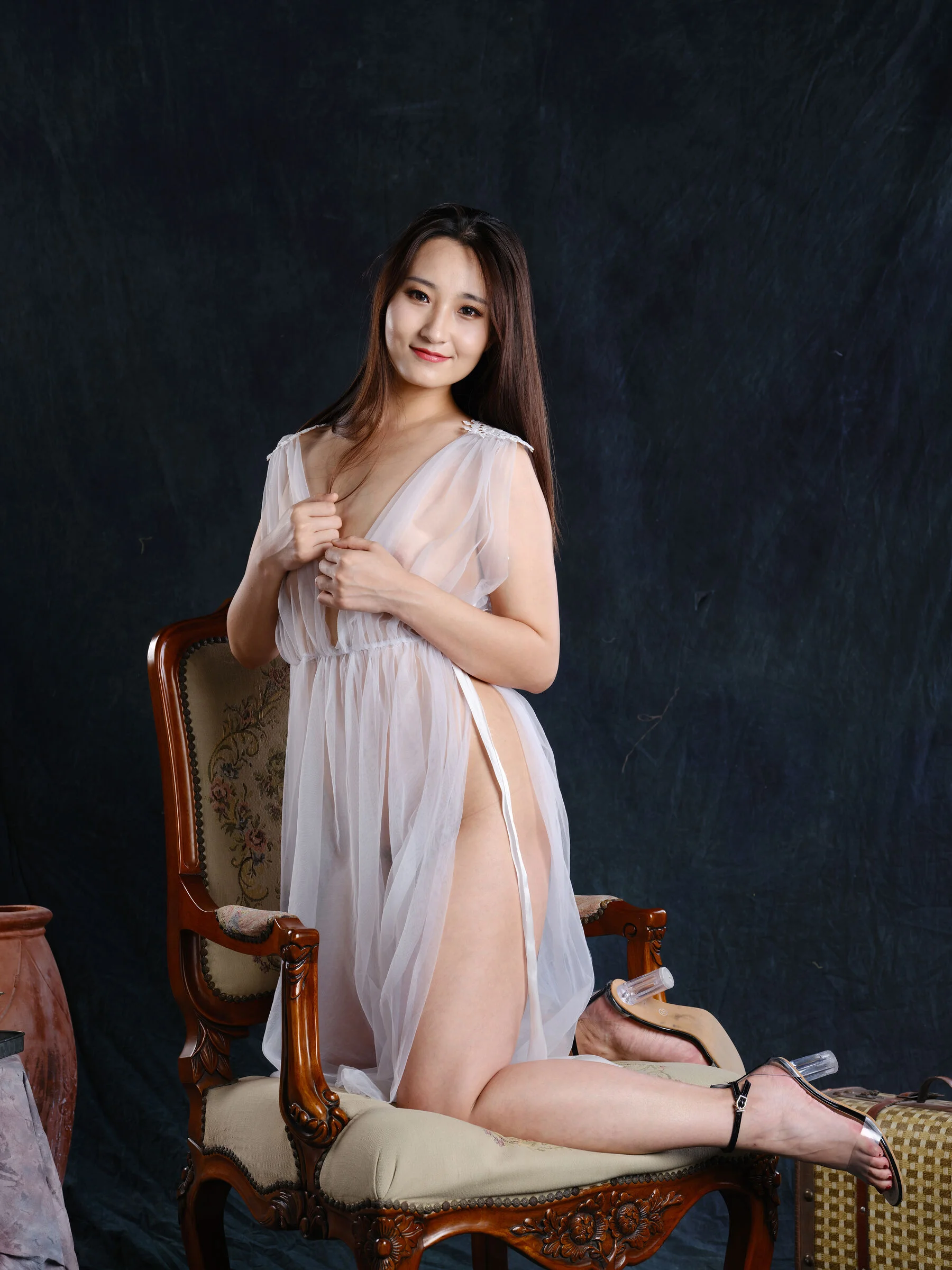 国模康康大尺度人体私拍套图 - Photo 231