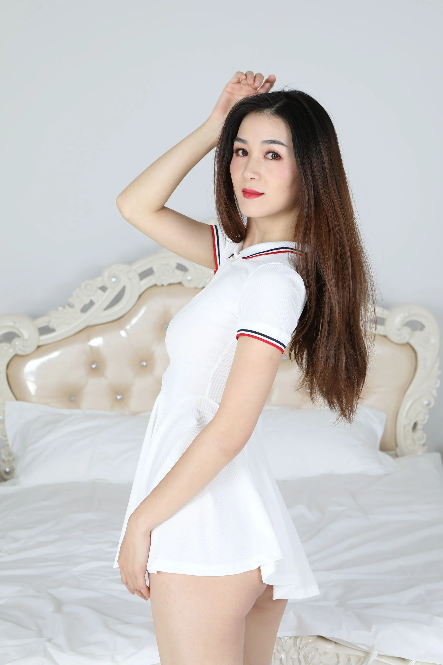 国模露西大尺度人体私拍套图 - Photo 119