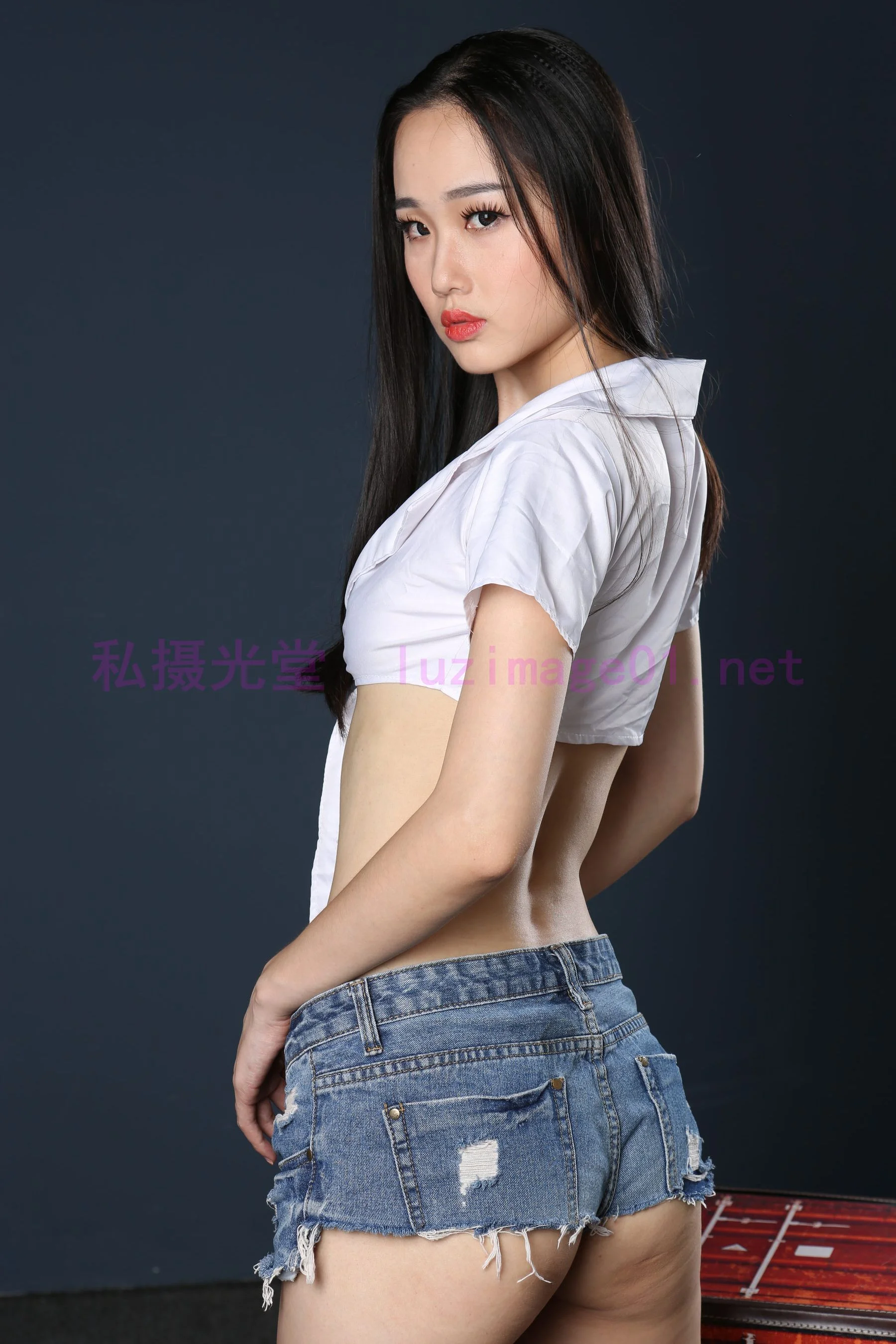 国模贝拉大尺度人体私拍套图 - Photo 347