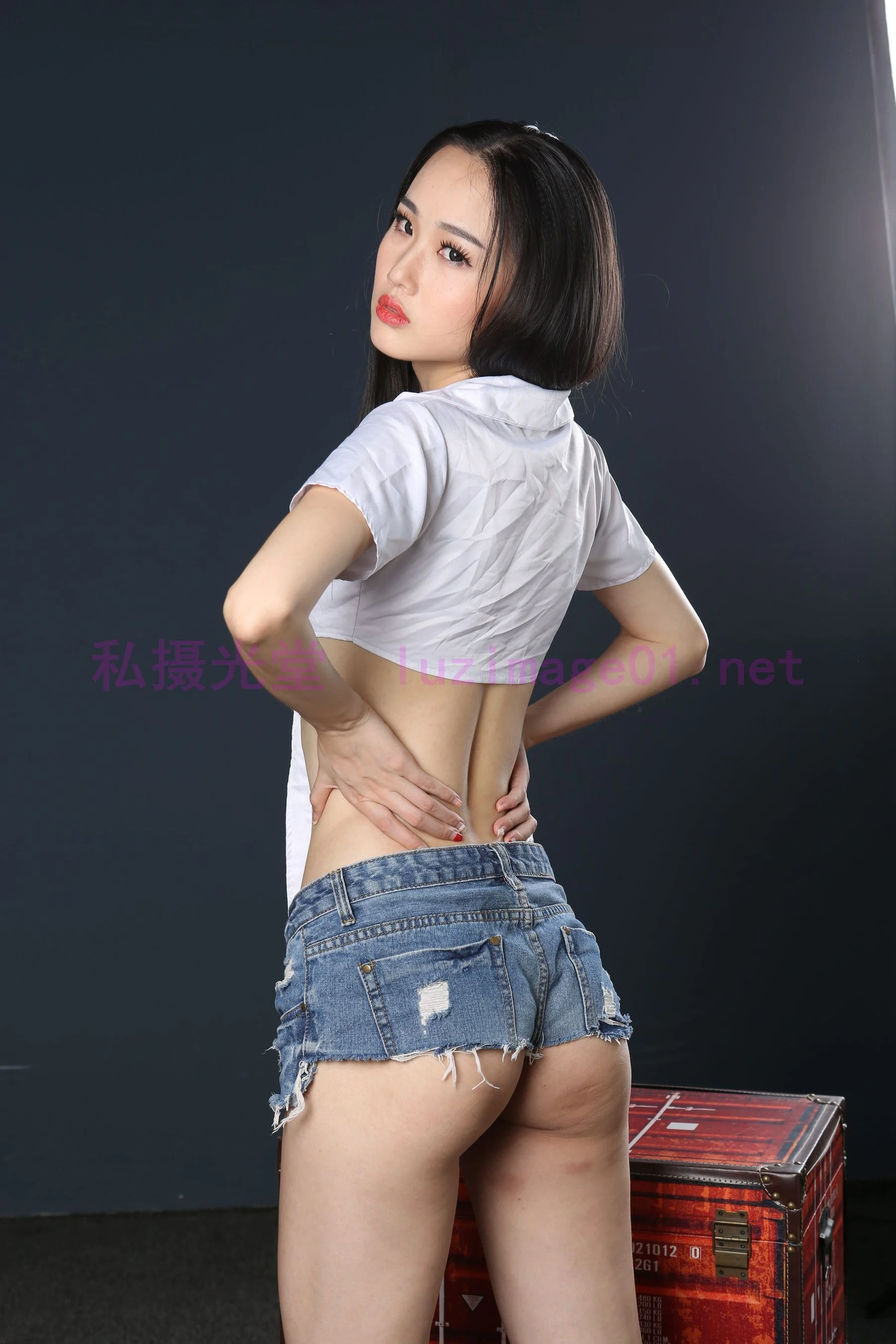 国模贝拉大尺度人体私拍套图 - Photo 368