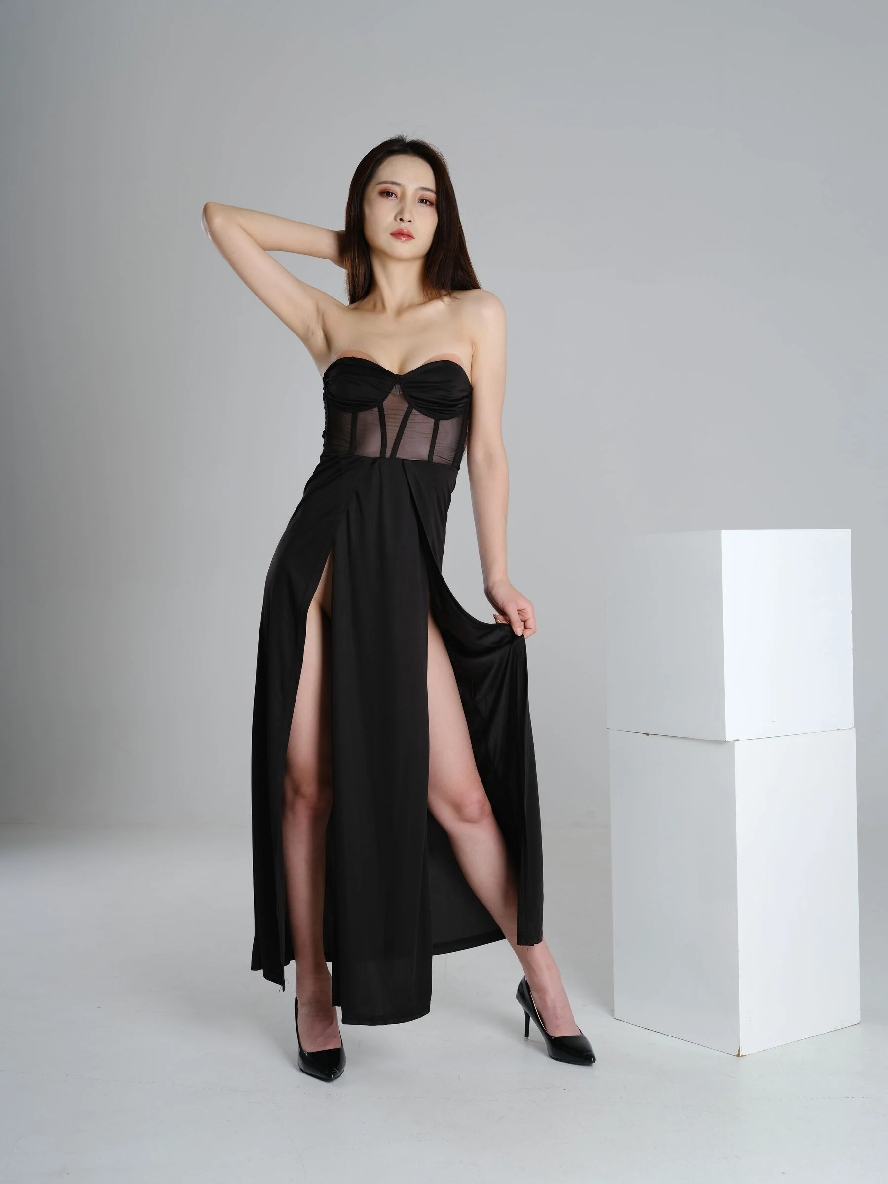 国模李语欣（李雨欣）大尺度人体私拍套图 - Photo 64