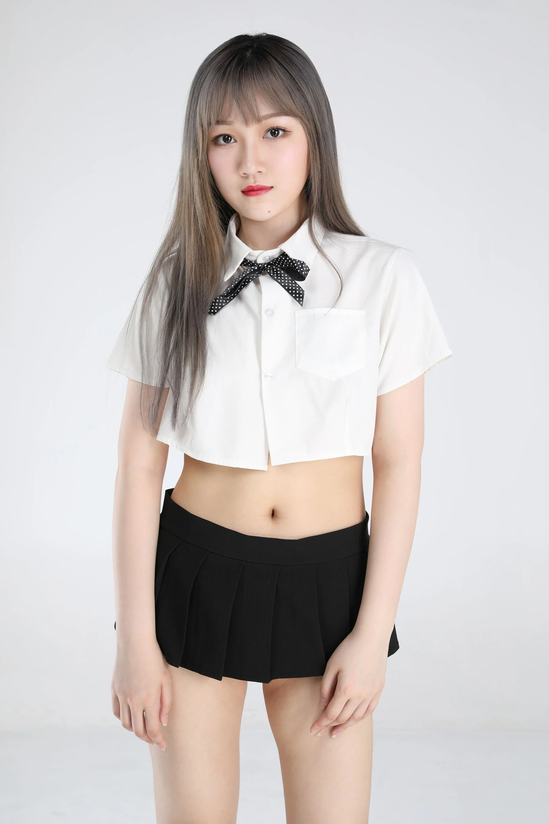 国模张雨婷（yoyo）人体私拍套图 - Photo 2
