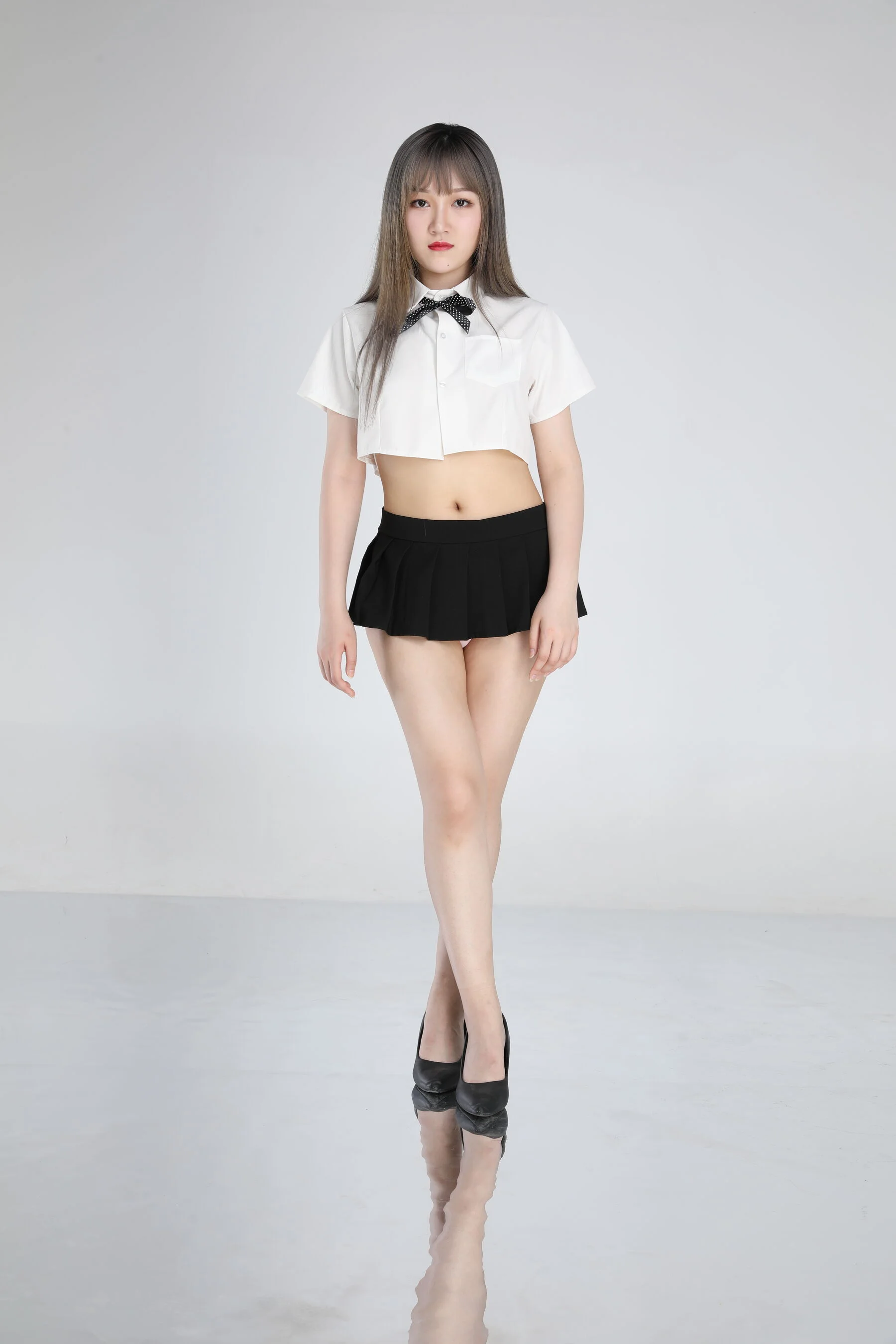 国模张雨婷（yoyo）人体私拍套图 - Photo 10