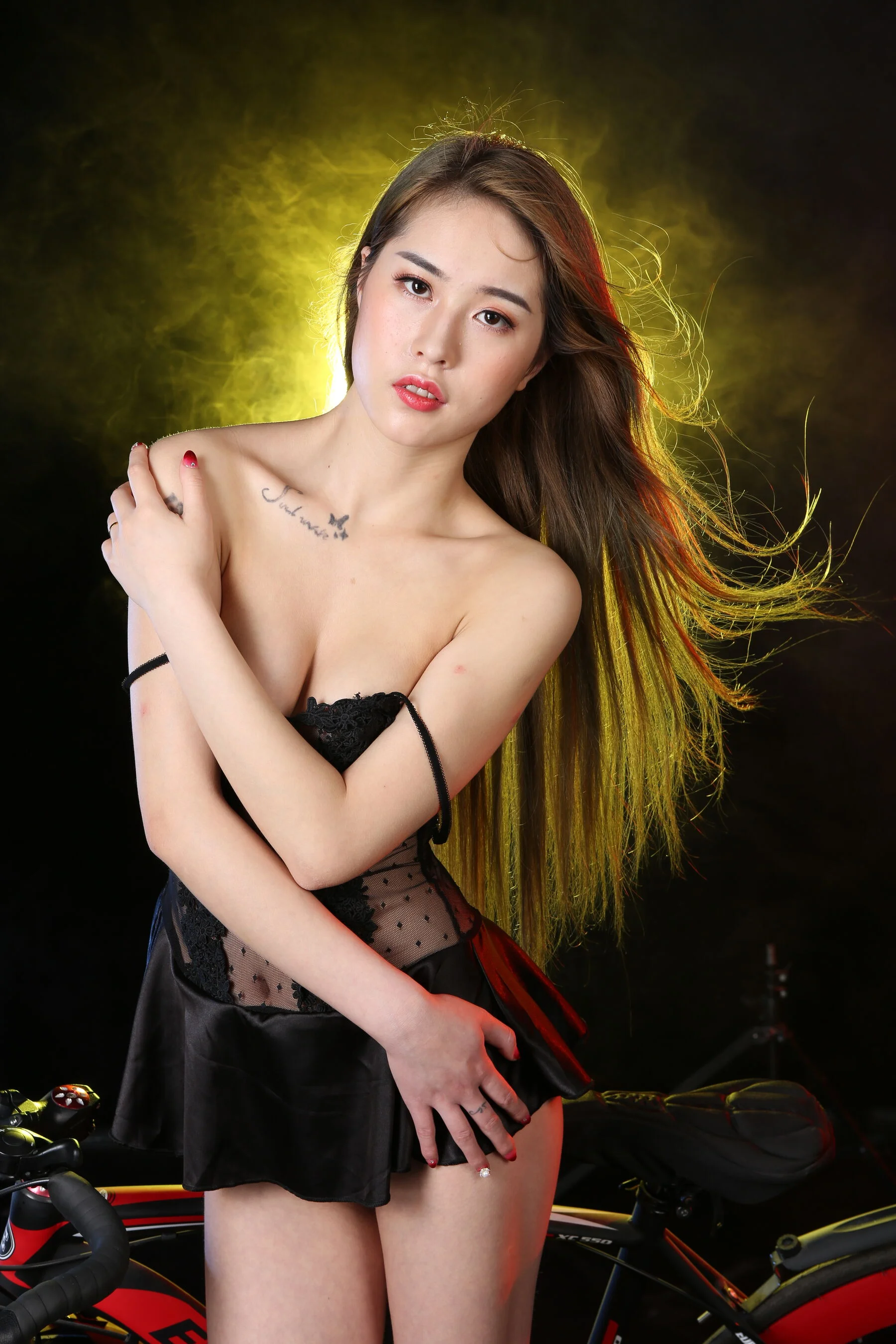 国模贝尼（贝妮）大尺度人体私拍套图 - Photo 154