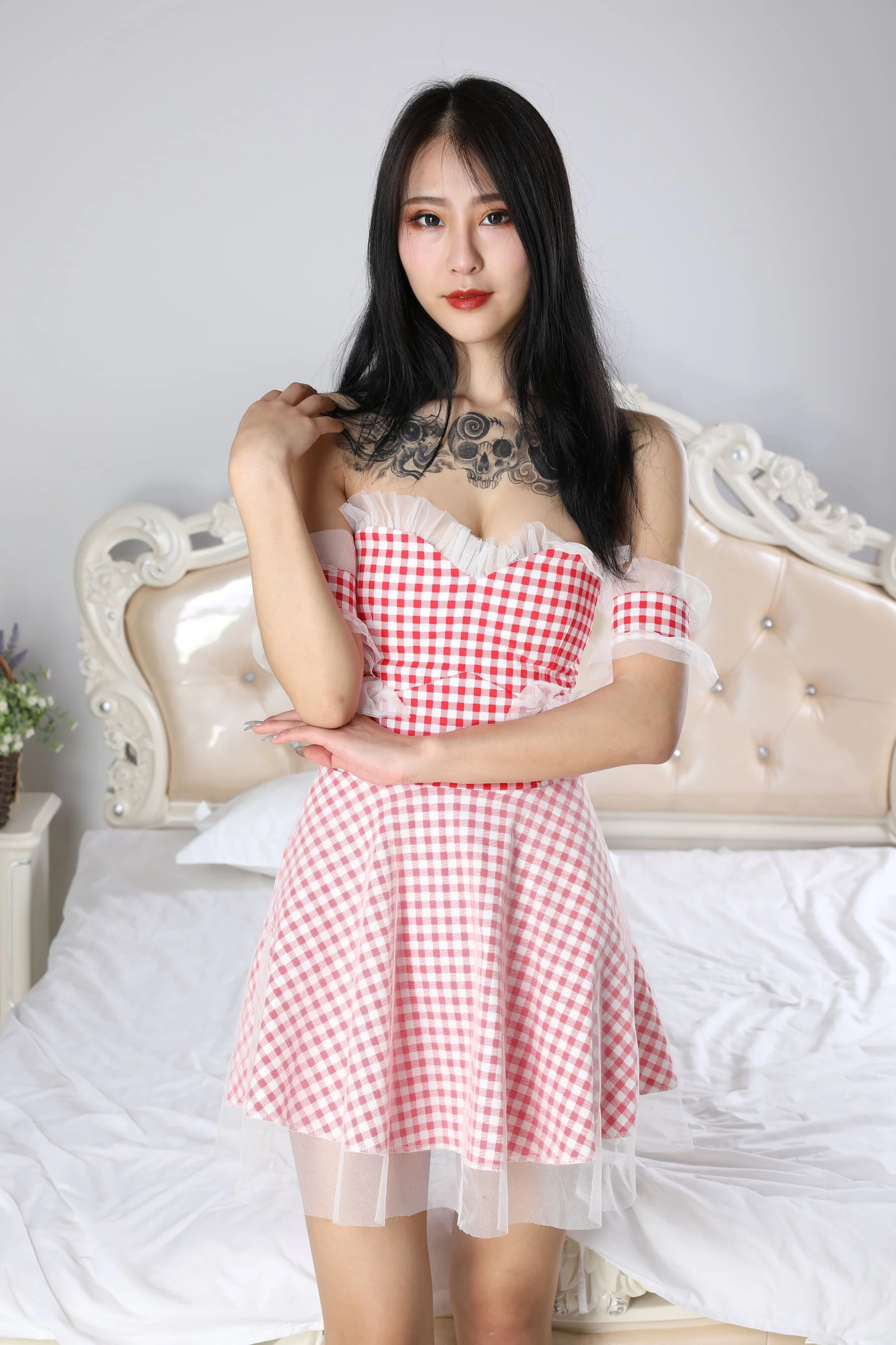 国模诺敏大尺度人体私拍套图 - Photo 34
