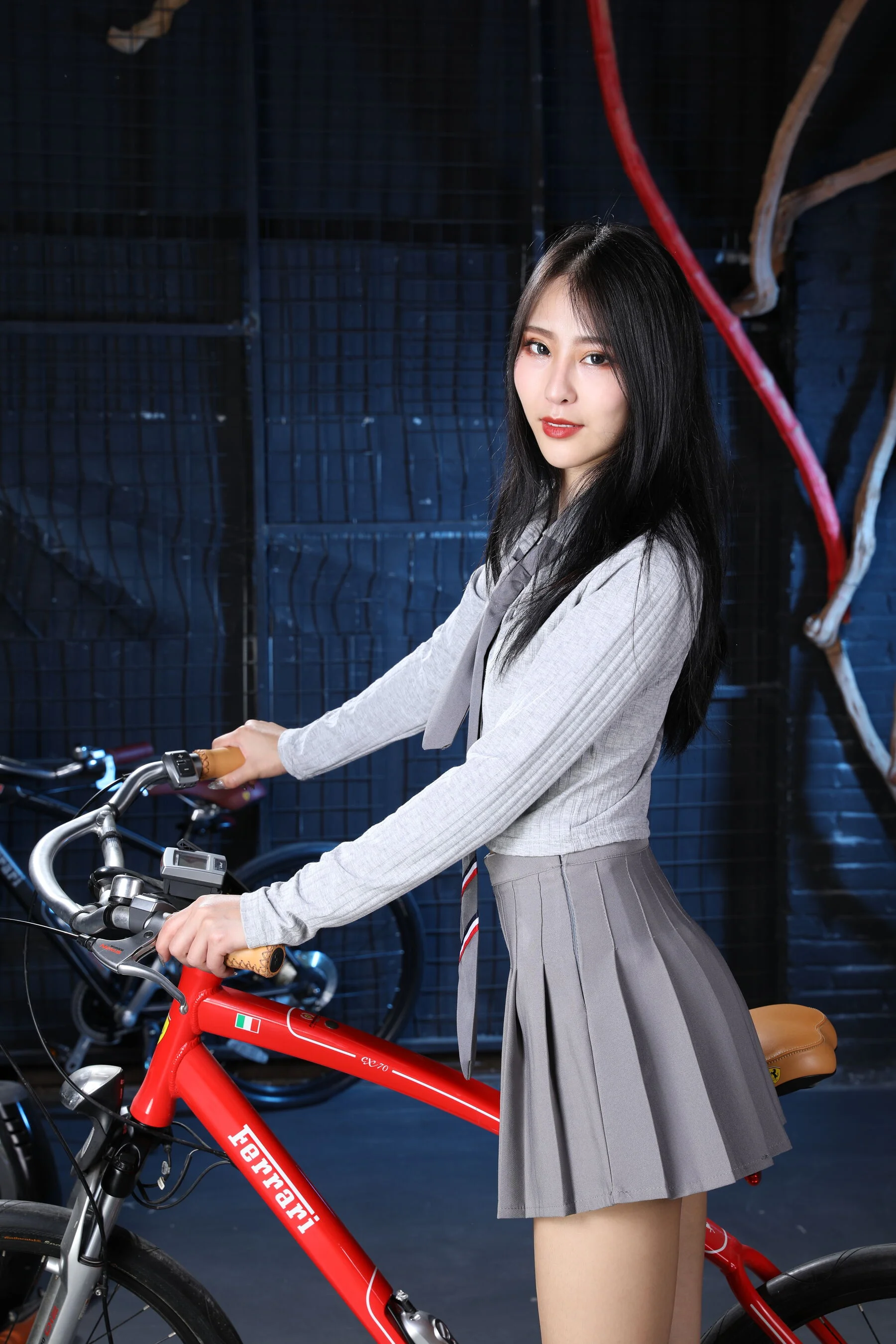 国模诺敏大尺度人体私拍套图 - Photo 371