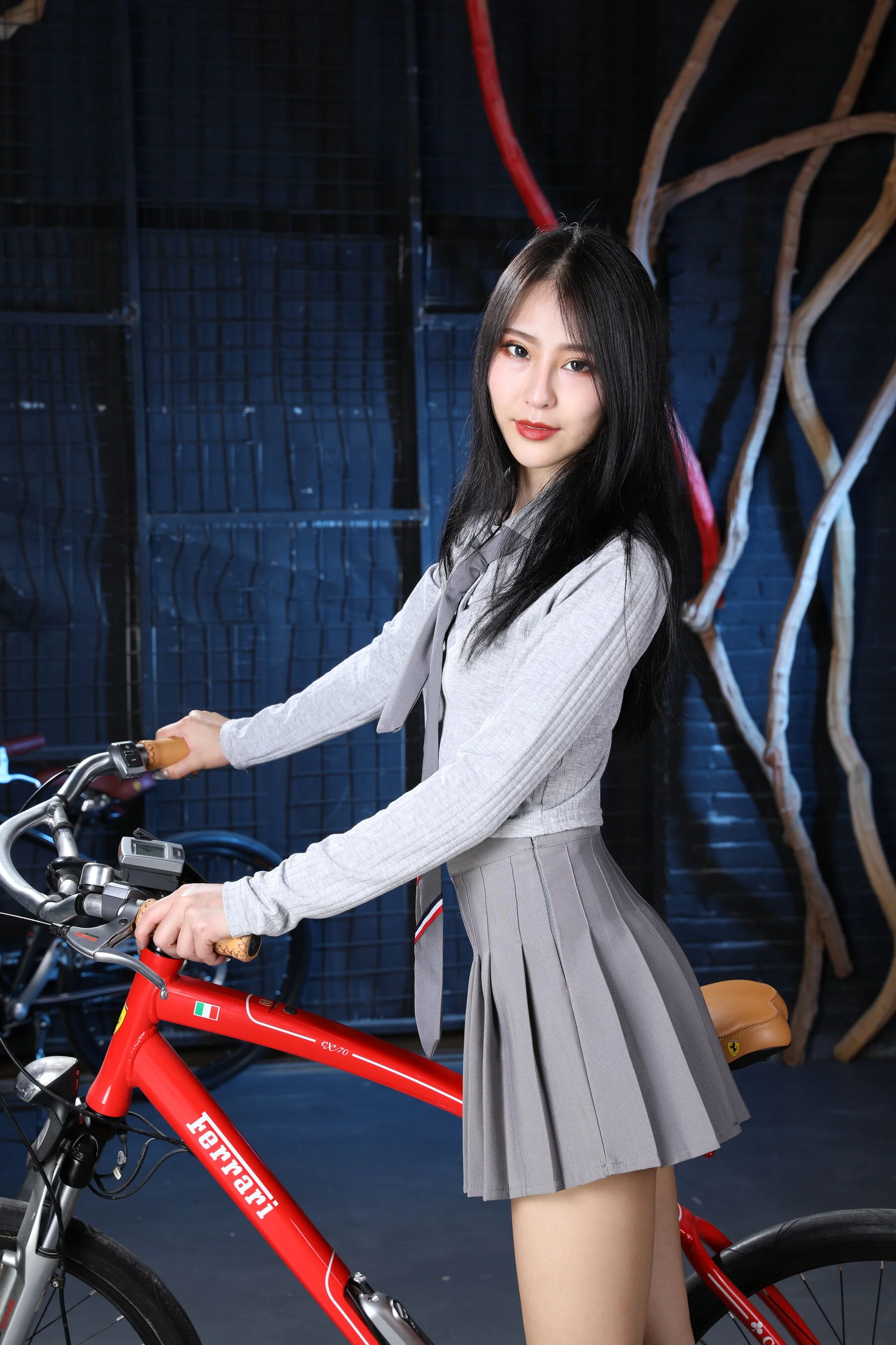 国模诺敏大尺度人体私拍套图 - Photo 373