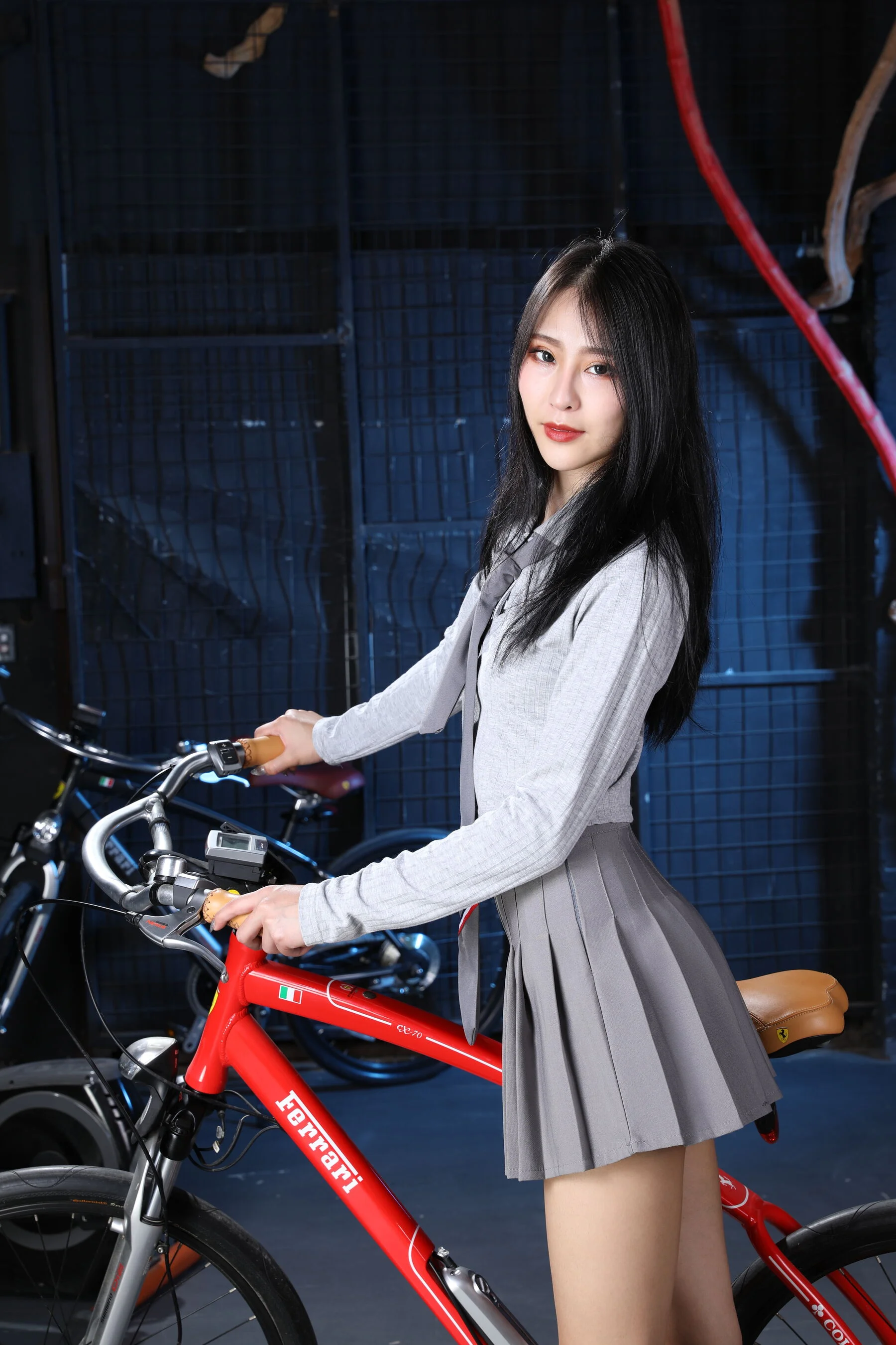 国模诺敏大尺度人体私拍套图 - Photo 379