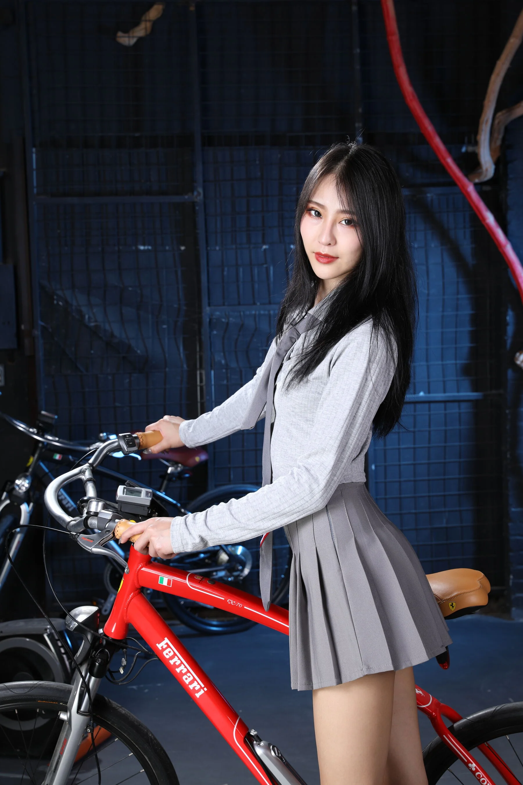 国模诺敏大尺度人体私拍套图 - Photo 380