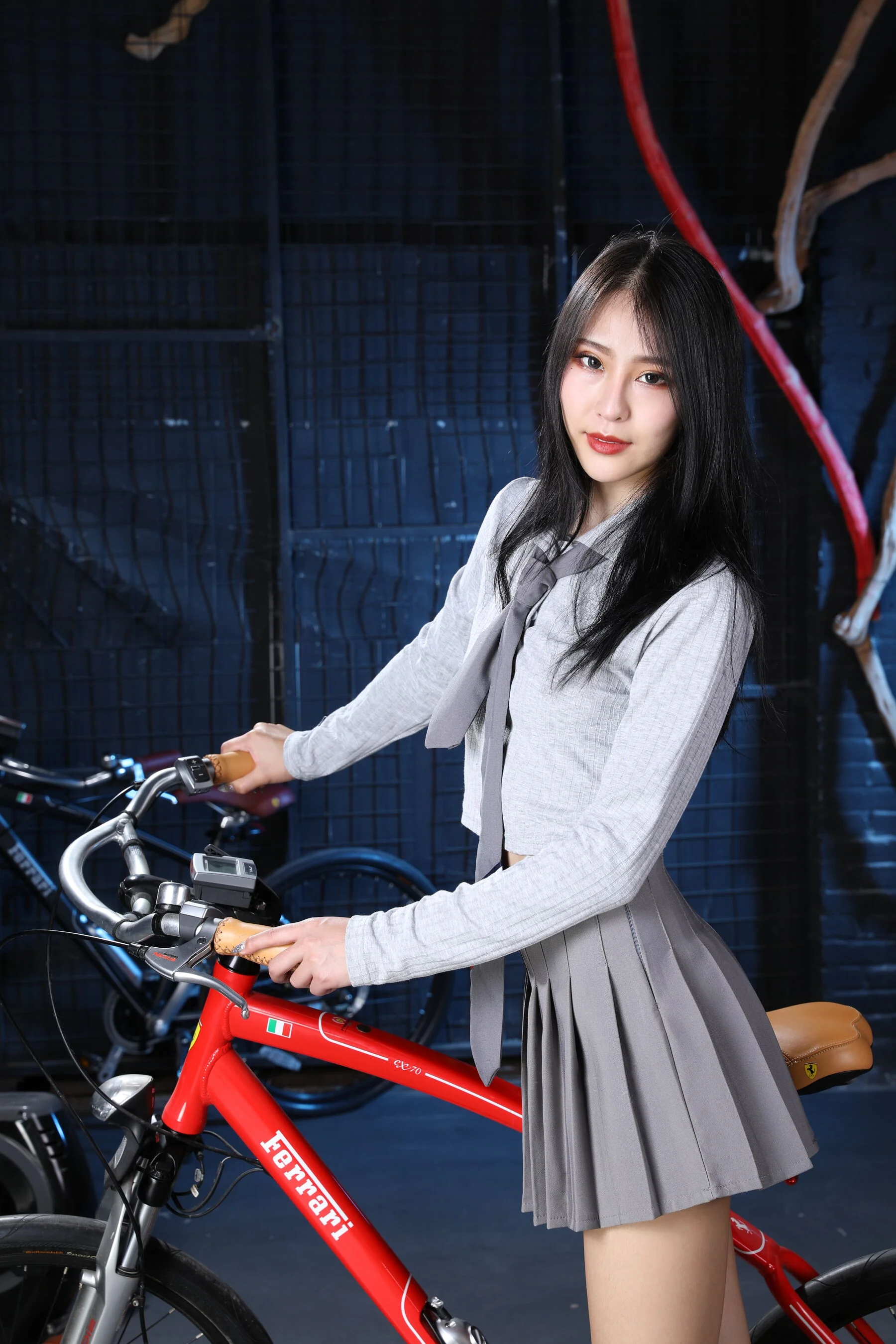 国模诺敏大尺度人体私拍套图 - Photo 388