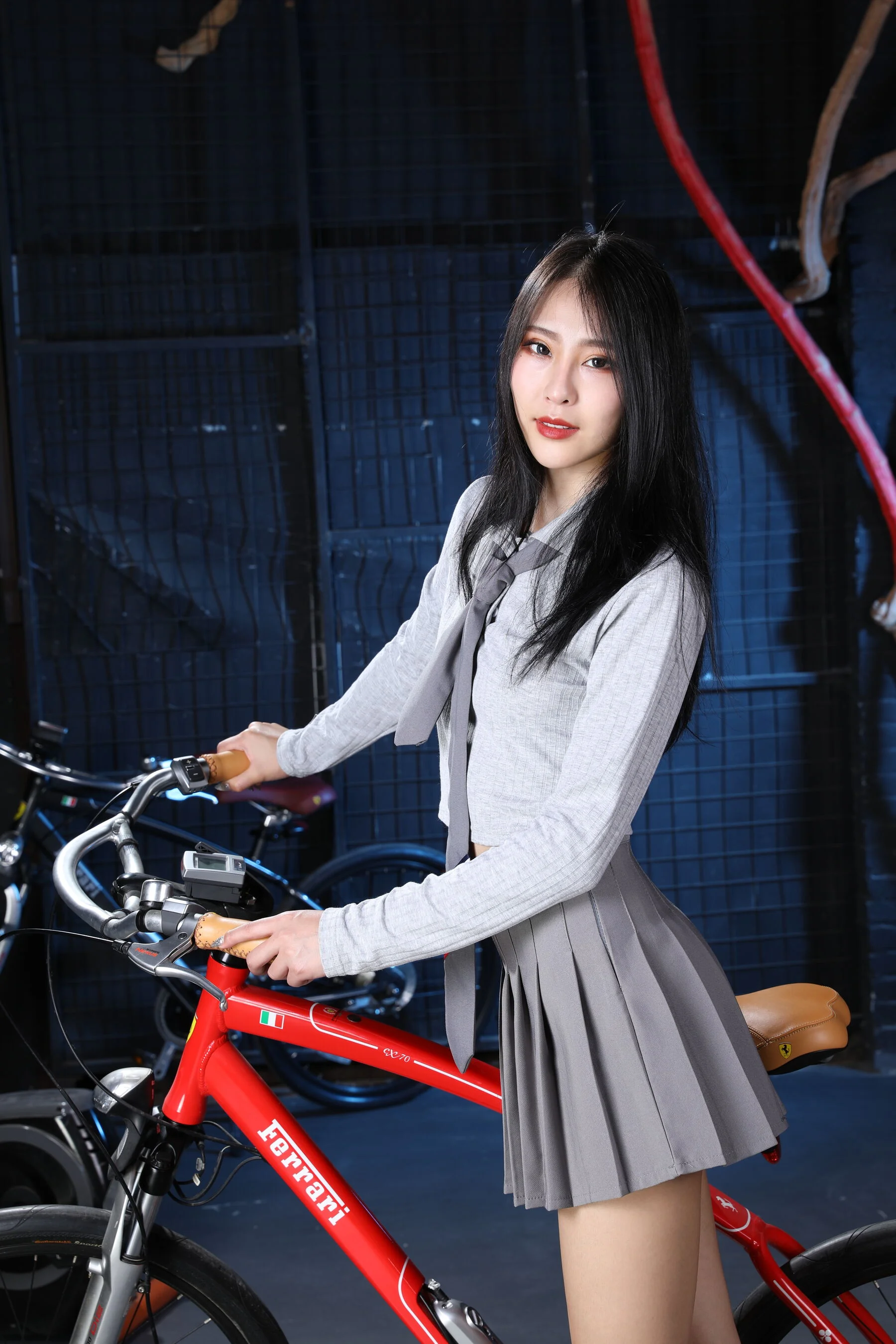 国模诺敏大尺度人体私拍套图 - Photo 391