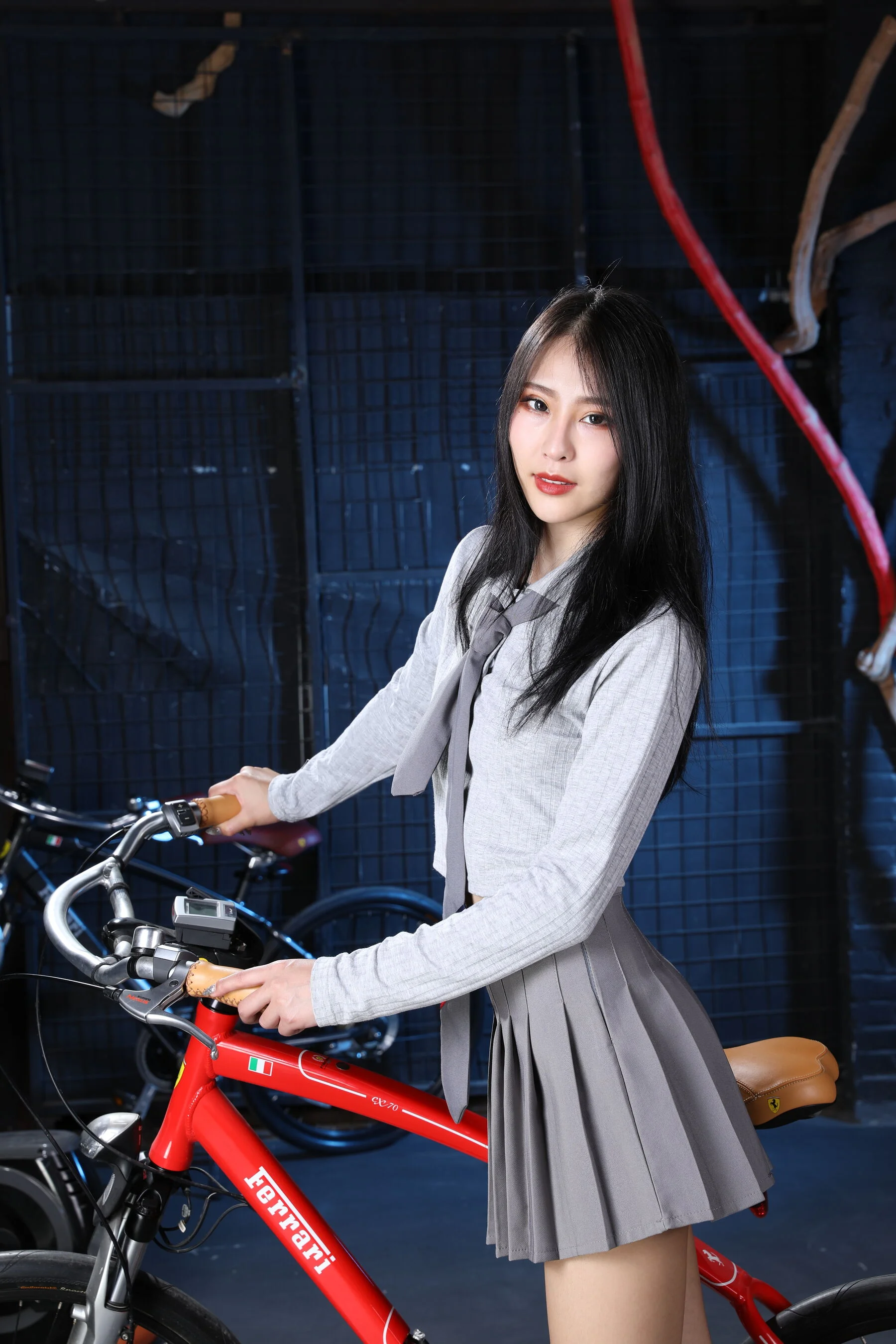 国模诺敏大尺度人体私拍套图 - Photo 392