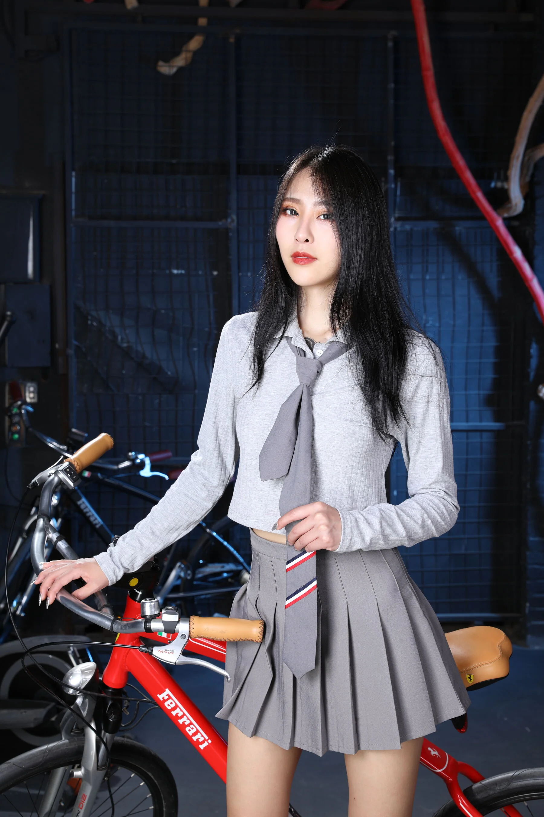 国模诺敏大尺度人体私拍套图 - Photo 406