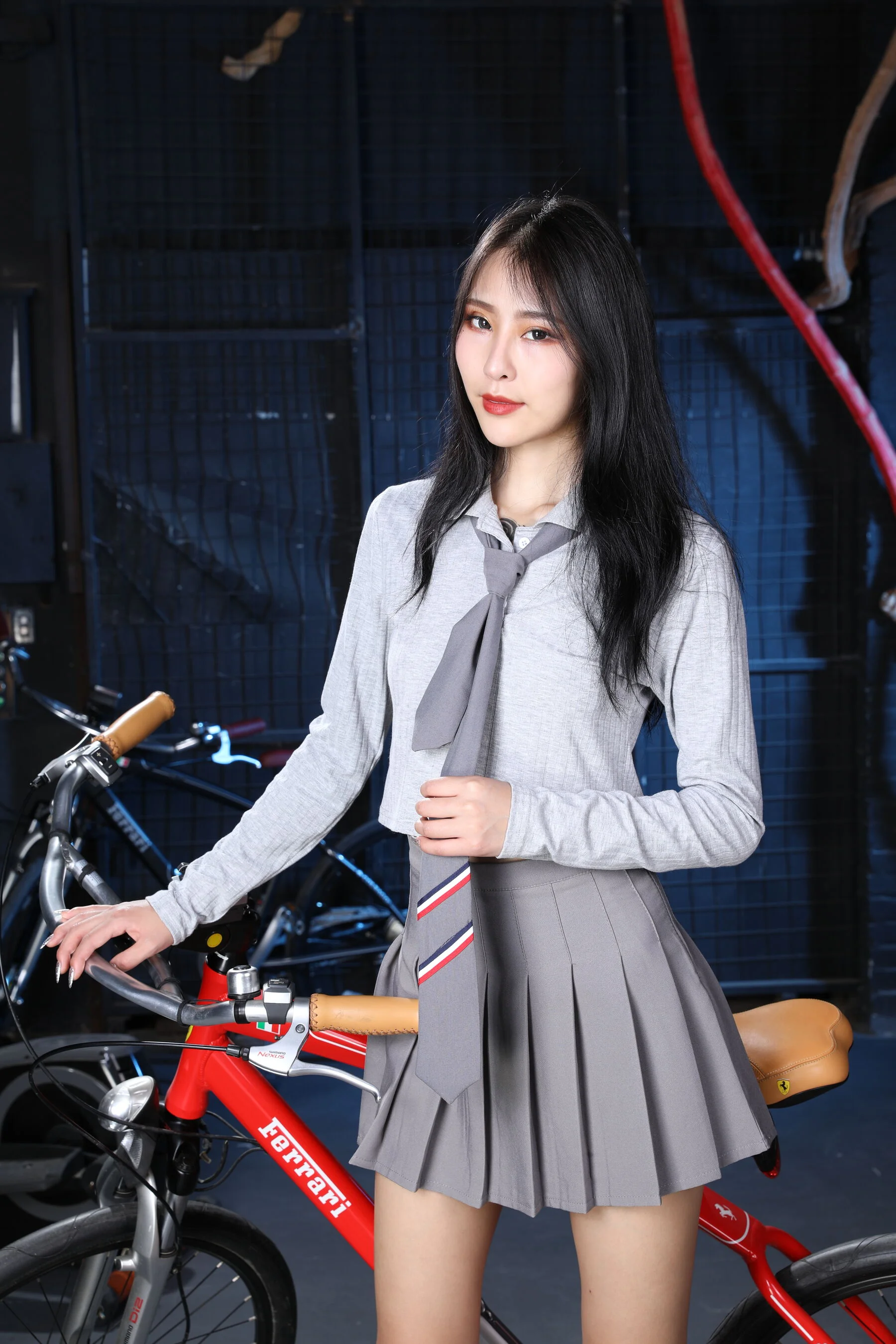 国模诺敏大尺度人体私拍套图 - Photo 409