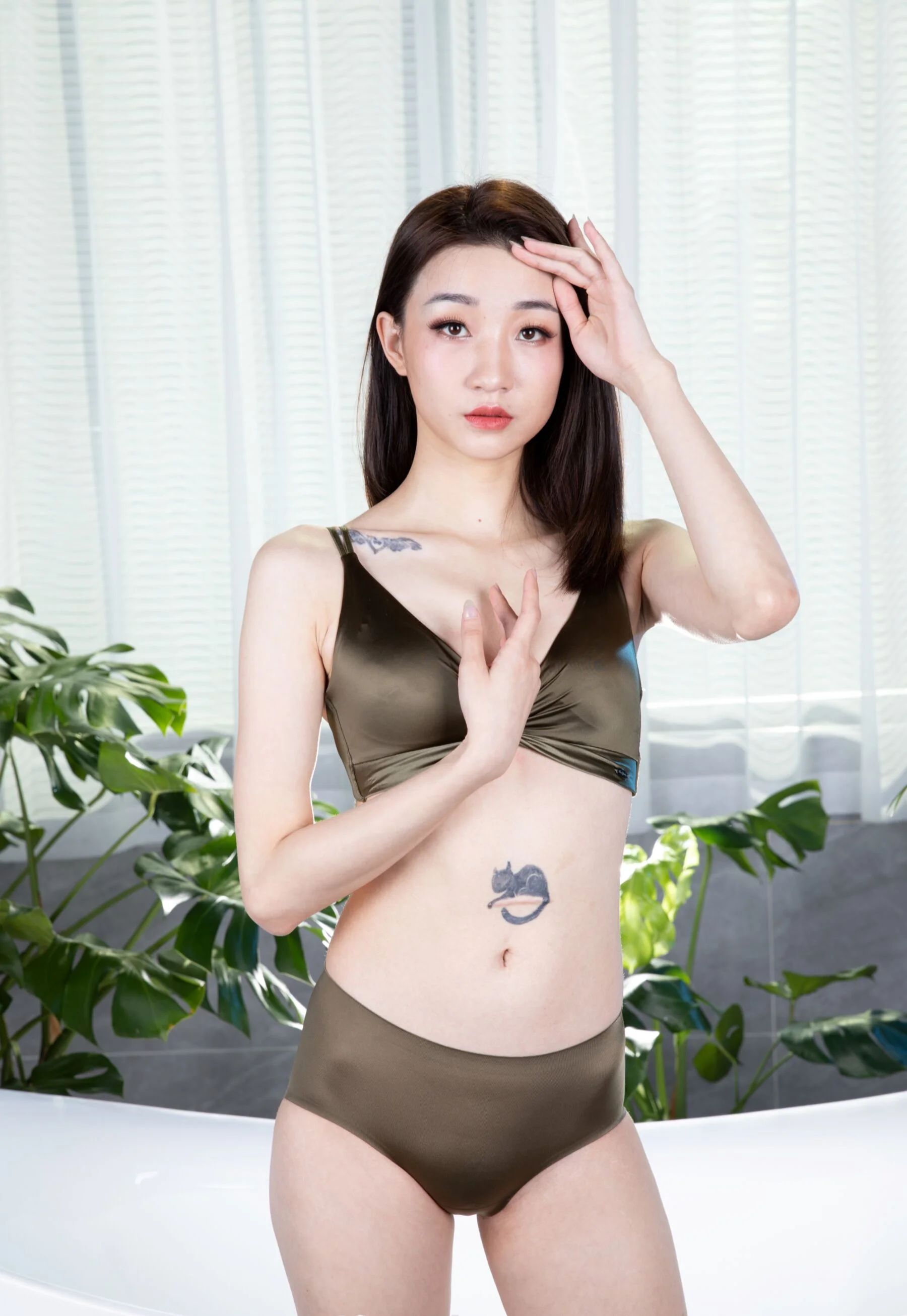国模丹妮大尺度人体私拍套图 - Photo 6