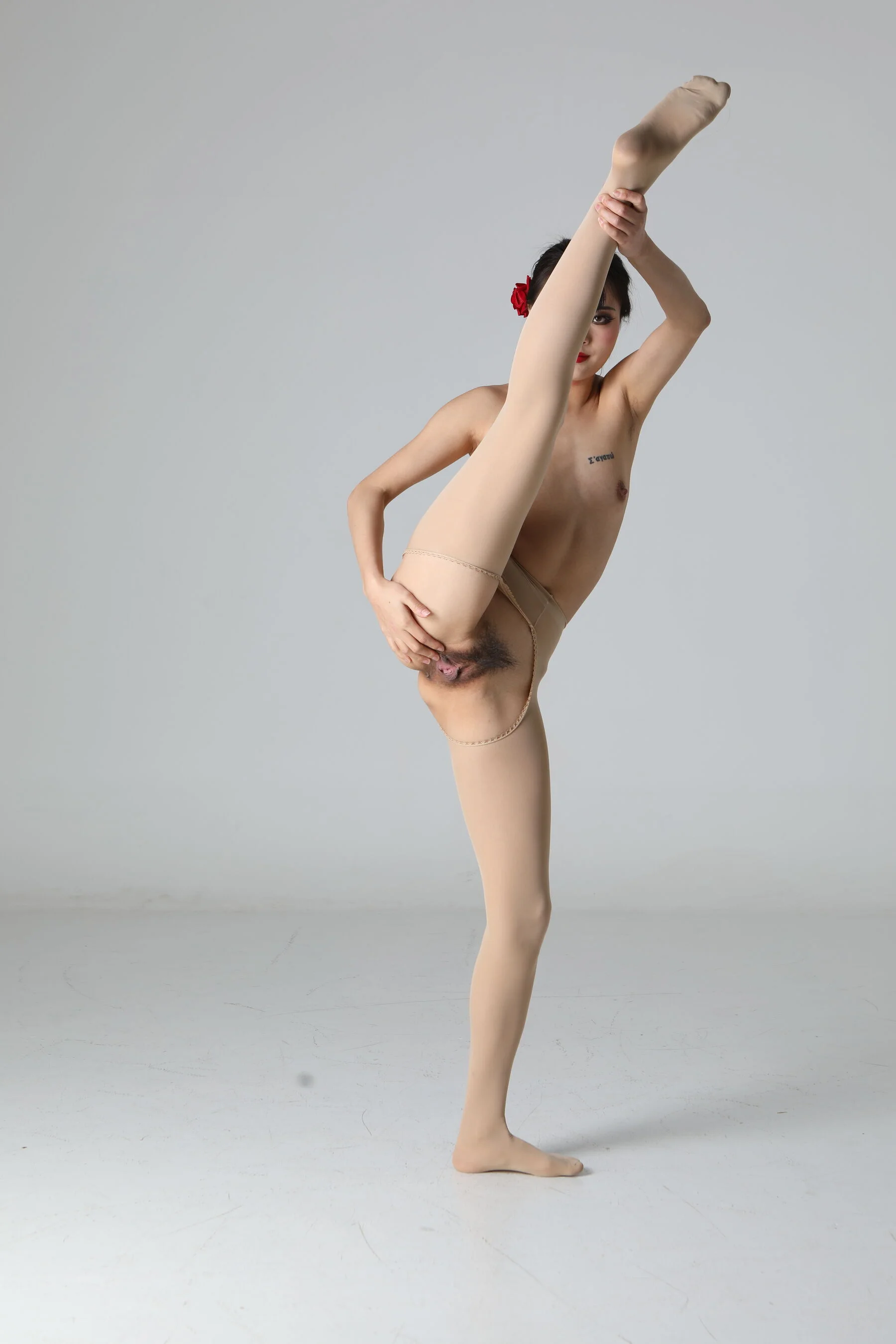 国模千屿大尺度人体私拍套图 - Photo 680