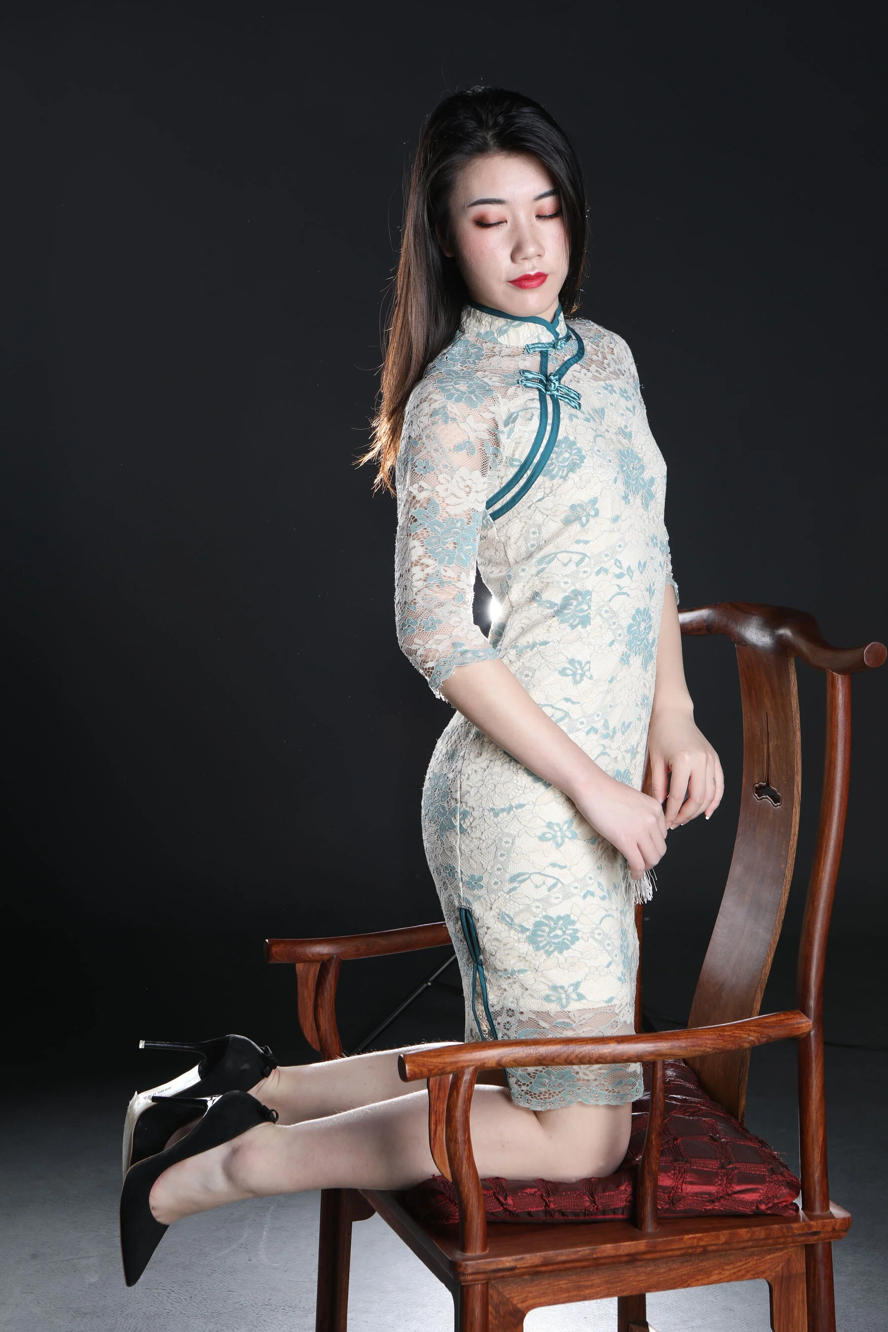 国模美娜大尺度人体私拍套图 - Photo 381