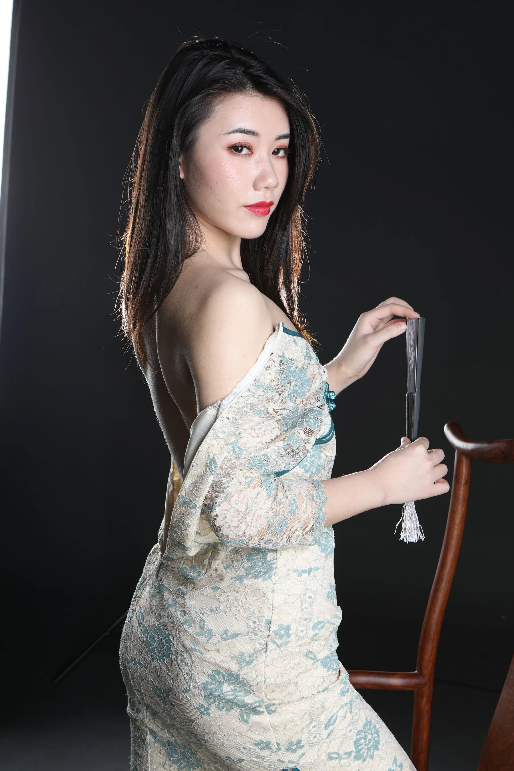 国模美娜大尺度人体私拍套图 - Photo 402
