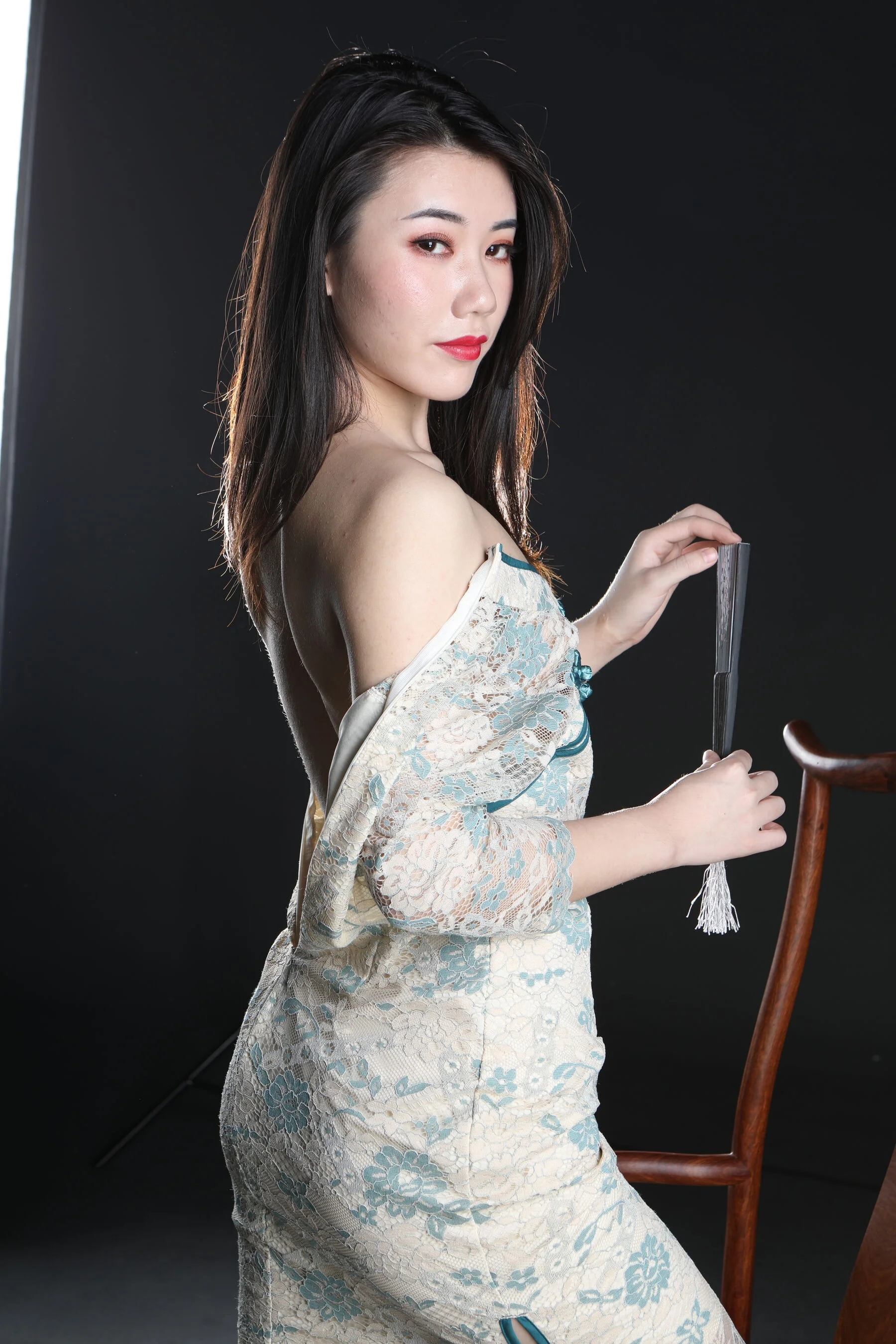 国模美娜大尺度人体私拍套图 - Photo 403