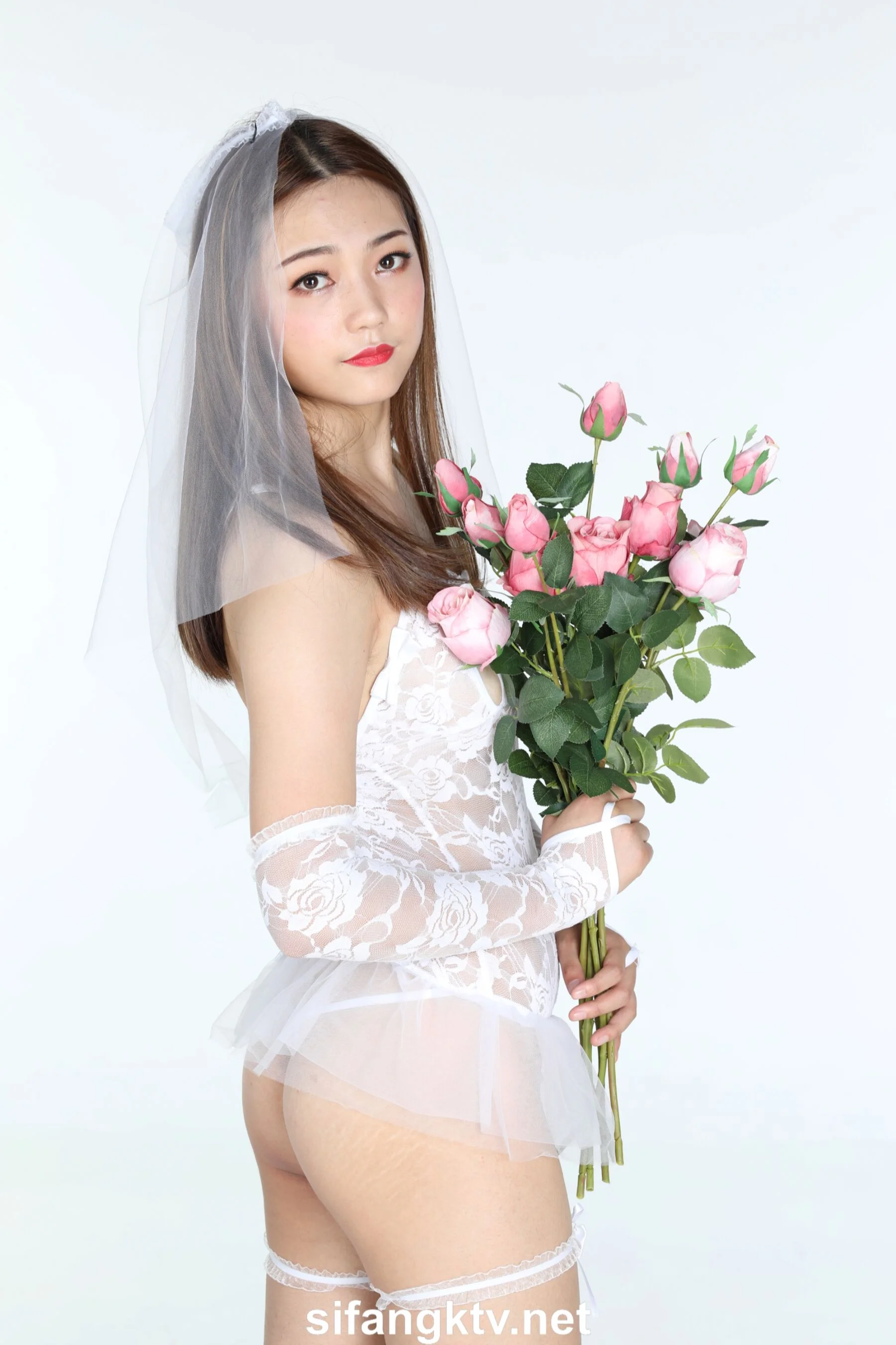 国模校花大尺度人体私拍套图 - Photo 101