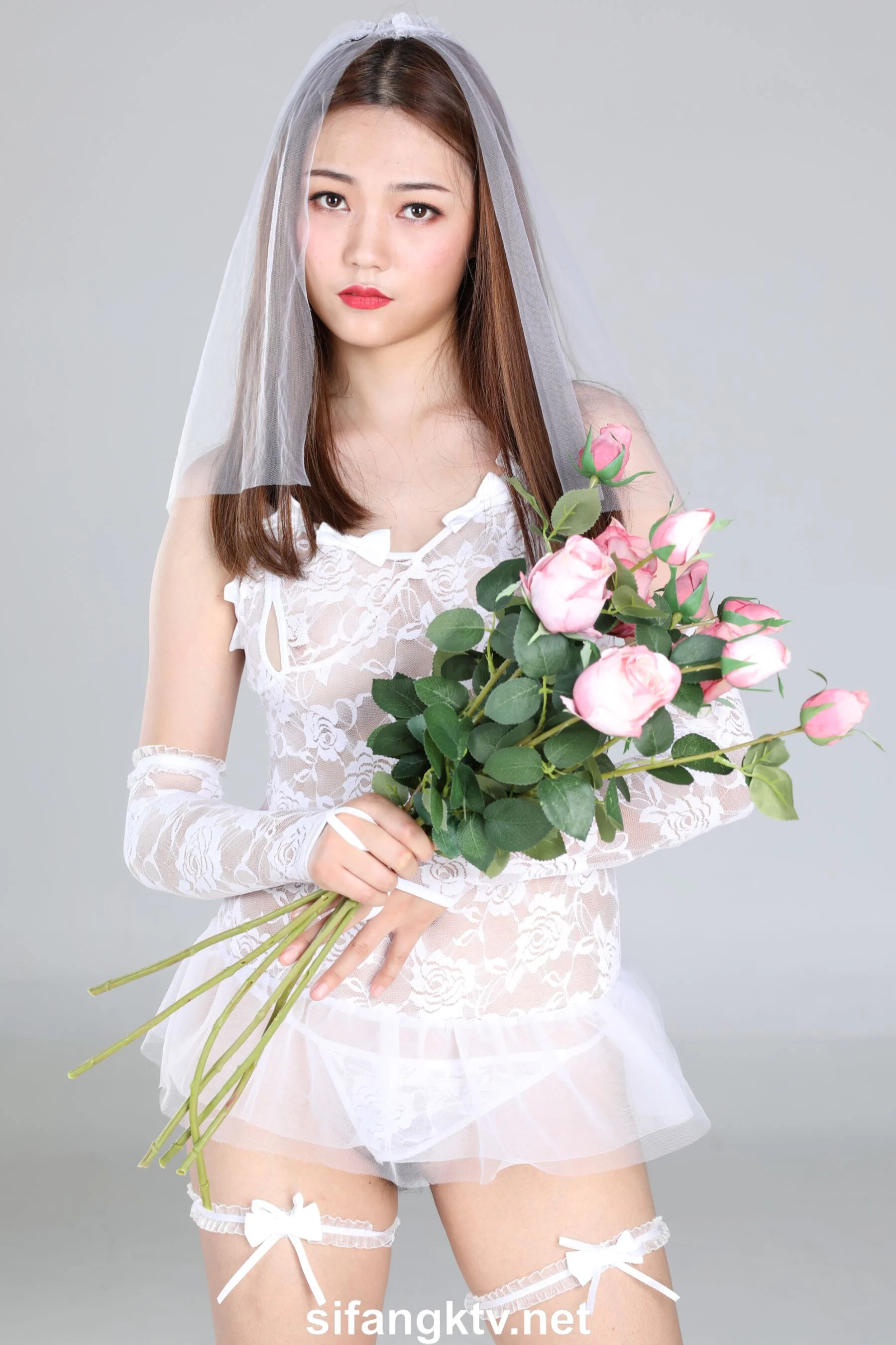 国模校花大尺度人体私拍套图 - Photo 128